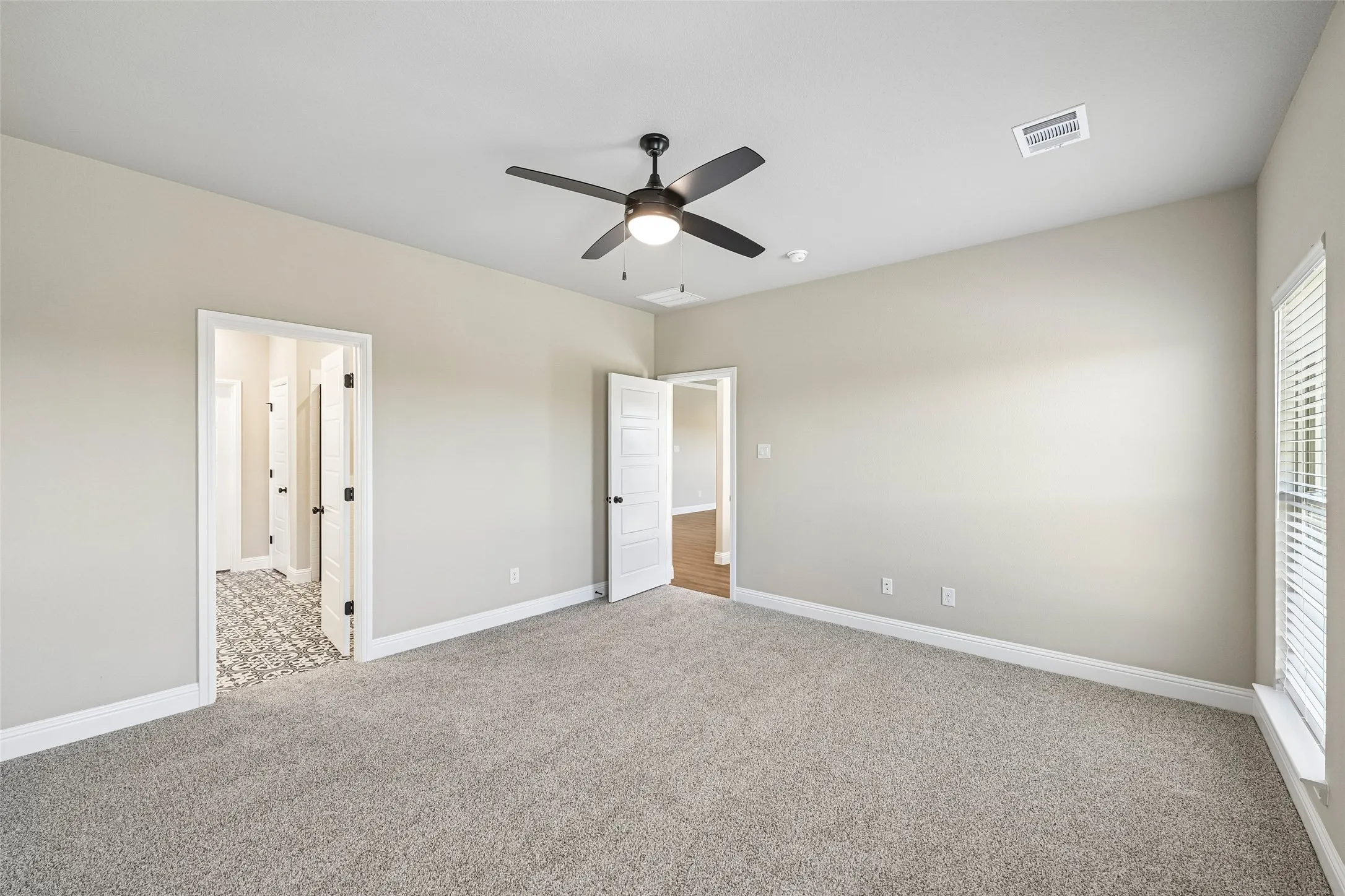 Single Family Residence For Sale in Johnson County , 1045 Nighthawk Trail, Alvarado, Texas 76009, 3 Bedroom, 2 Bathroom, 2 Garage spaces, 1,871 Sqft, built in 2026, mls#21410221, Real Estate Agent in Alvarado, Homes For Sale in Johnson county, Homes For Sale in Alvarado, Realtor in Alvarado Texas, Real Estate Brokerage Independent Realty Texas, Luminita Cordes Realtor