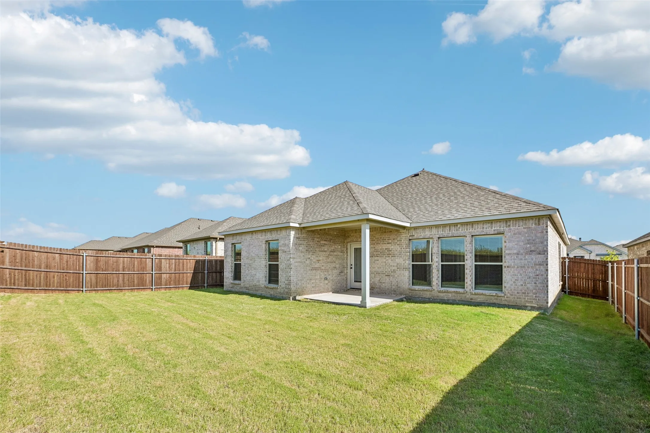 Single Family Residence For Sale in Johnson County , 1045 Nighthawk Trail, Alvarado, Texas 76009, 3 Bedroom, 2 Bathroom, 2 Garage spaces, 1,871 Sqft, built in 2026, mls#21410221, Real Estate Agent in Alvarado, Homes For Sale in Johnson county, Homes For Sale in Alvarado, Realtor in Alvarado Texas, Real Estate Brokerage Independent Realty Texas, Luminita Cordes Realtor