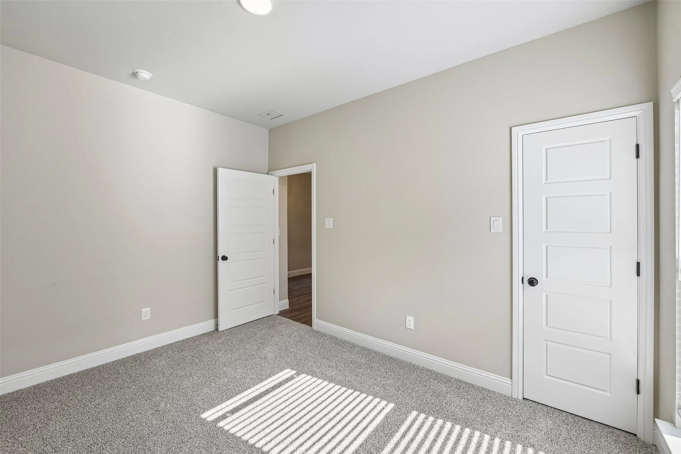 Single Family Residence For Sale in Johnson County , 1045 Nighthawk Trail, Alvarado, Texas 76009, 3 Bedroom, 2 Bathroom, 2 Garage spaces, 1,871 Sqft, built in 2026, mls#21410221, Real Estate Agent in Alvarado, Homes For Sale in Johnson county, Homes For Sale in Alvarado, Realtor in Alvarado Texas, Real Estate Brokerage Independent Realty Texas, Luminita Cordes Realtor