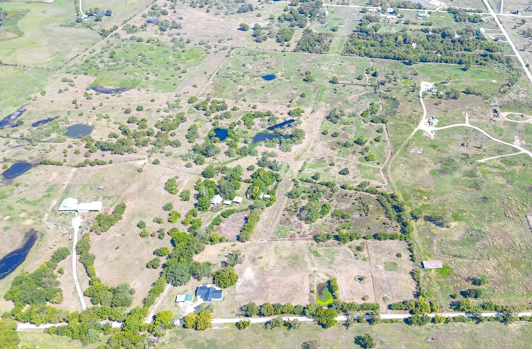 Unimproved Land For Sale in Navarro County , 26.13AC SE County Road 2020, Corsicana, Texas 75109, 0, 0, Garage spaces, 0 Sqft, built in 0, mls#21410058, Real Estate Agent in Corsicana, Homes For Sale in Navarro county, Homes For Sale in Corsicana, Realtor in Corsicana Texas, Real Estate Brokerage Independent Realty Texas, Luminita Cordes Realtor