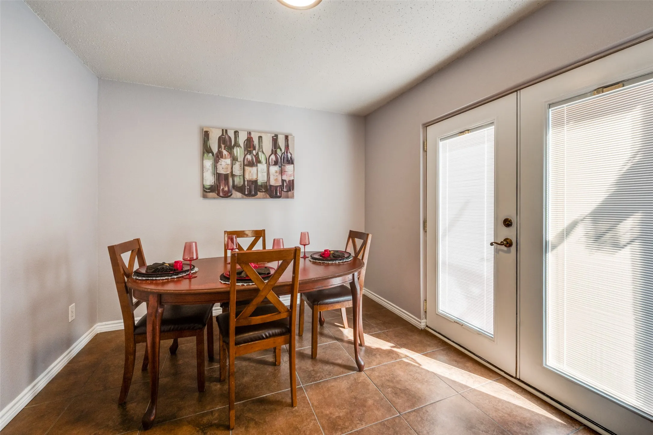Eat-in Kitchen