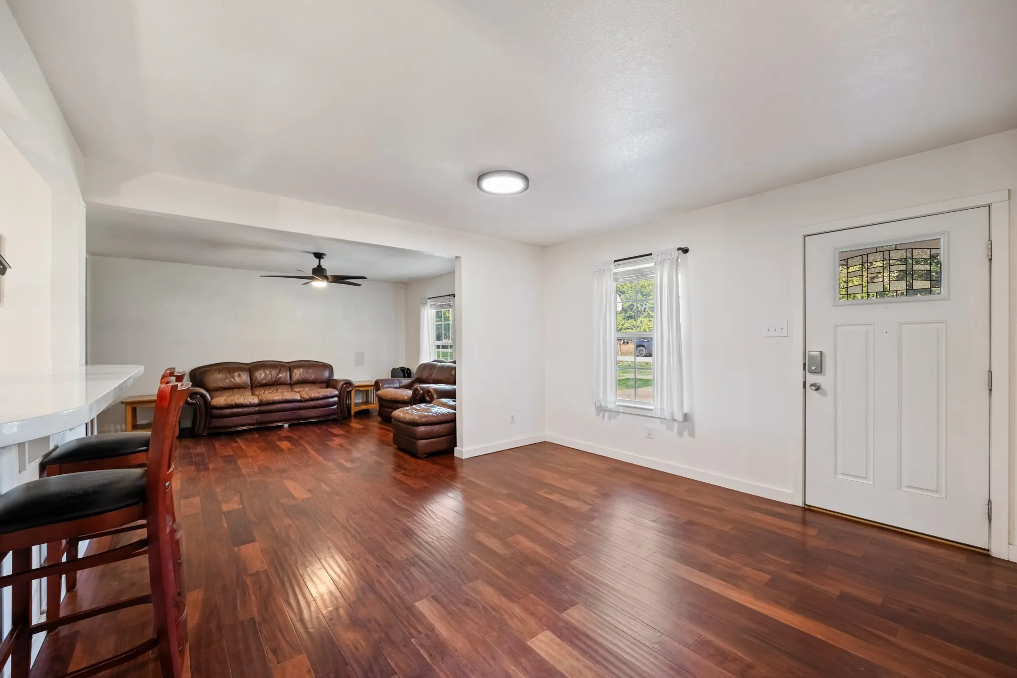 Single Family Residence For Sale in Tarrant County , 244 Richard Lane, Azle, Texas 76020, 3 Bedroom, 2 Bathroom, Garage spaces, 1,646 Sqft, built in 1987, mls#21407533, Real Estate Agent in Azle, Homes For Sale in Tarrant county, Homes For Sale in Azle, Realtor in Azle Texas, Real Estate Brokerage Independent Realty Texas, Luminita Cordes Realtor