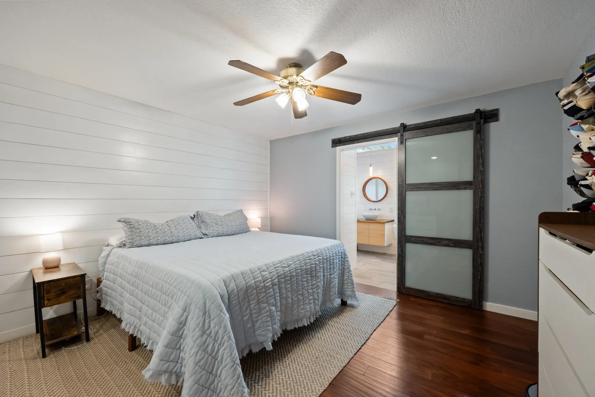 Single Family Residence For Sale in Tarrant County , 244 Richard Lane, Azle, Texas 76020, 3 Bedroom, 2 Bathroom, Garage spaces, 1,646 Sqft, built in 1987, mls#21407533, Real Estate Agent in Azle, Homes For Sale in Tarrant county, Homes For Sale in Azle, Realtor in Azle Texas, Real Estate Brokerage Independent Realty Texas, Luminita Cordes Realtor