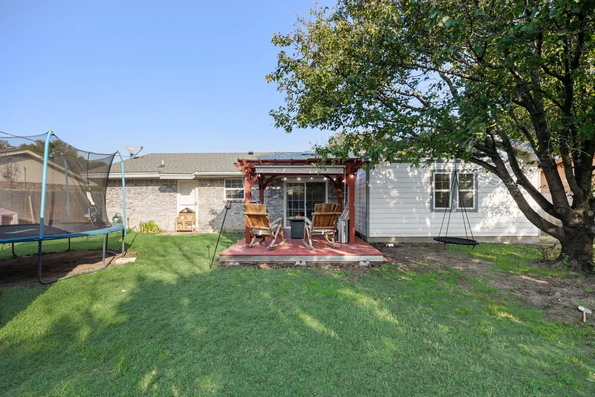 Single Family Residence For Sale in Tarrant County , 244 Richard Lane, Azle, Texas 76020, 3 Bedroom, 2 Bathroom, Garage spaces, 1,646 Sqft, built in 1987, mls#21407533, Real Estate Agent in Azle, Homes For Sale in Tarrant county, Homes For Sale in Azle, Realtor in Azle Texas, Real Estate Brokerage Independent Realty Texas, Luminita Cordes Realtor
