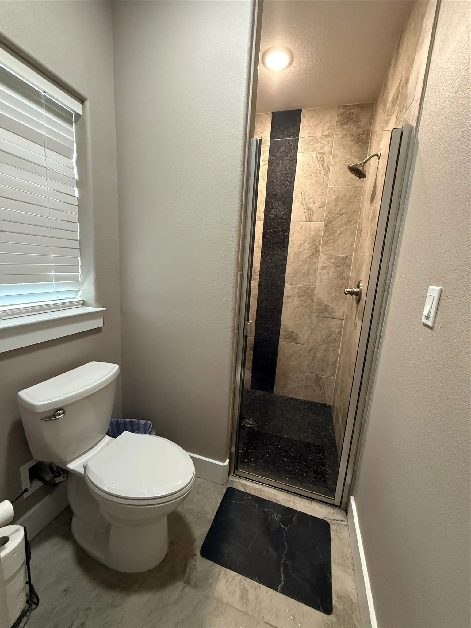 Single Family Residence For Sale in Ellis County , 7600 Fm 660, Ennis, Texas 75119, 5 Bedroom, 5 Bathroom, 2 Garage spaces, 3,654 Sqft, built in 2020, mls#21410239, Real Estate Agent in Ennis, Homes For Sale in Ellis county, Homes For Sale in Ennis, Realtor in Ennis Texas, Real Estate Brokerage Independent Realty Texas, Luminita Cordes Realtor