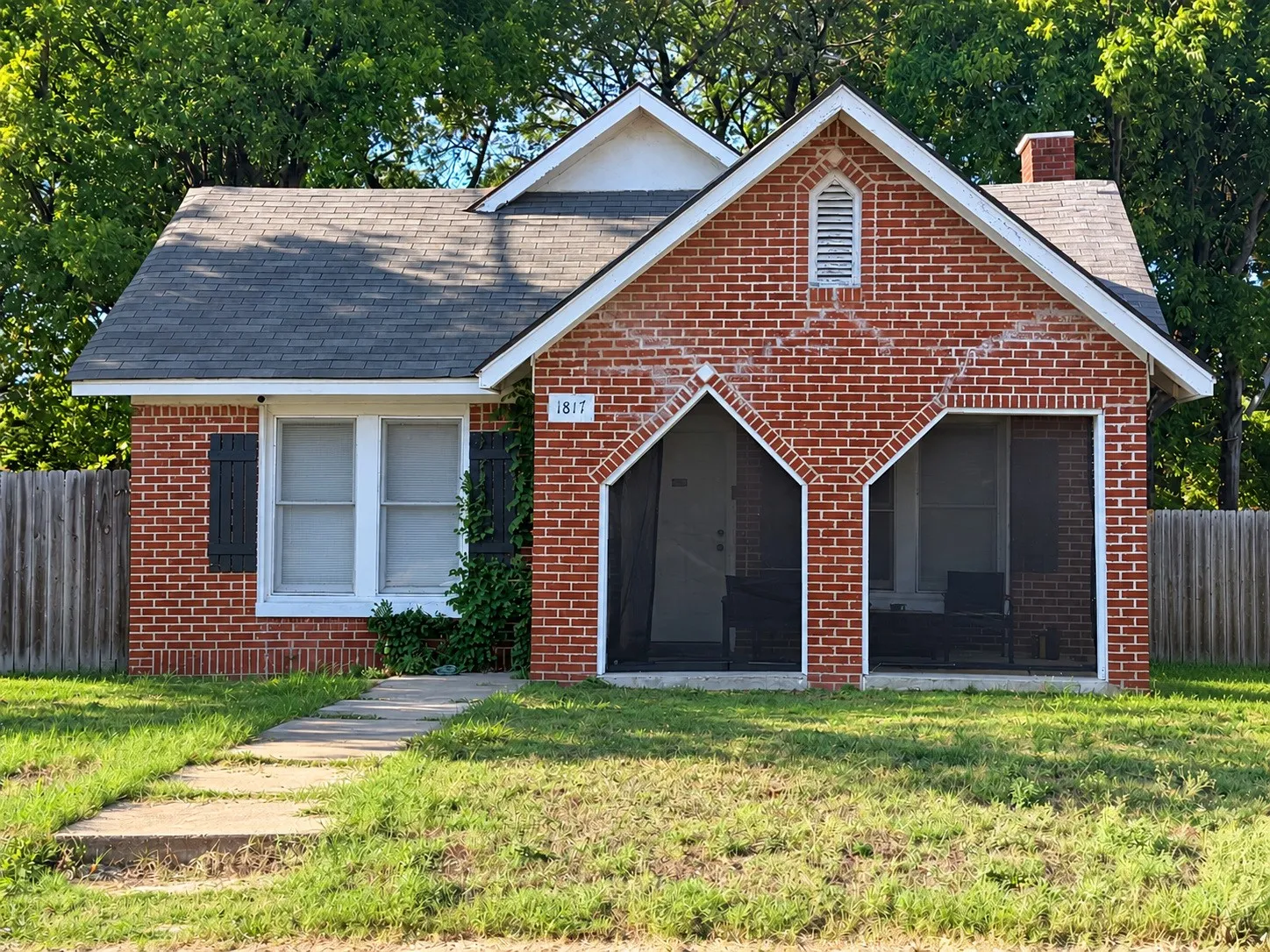 Single Family Residence For Sale