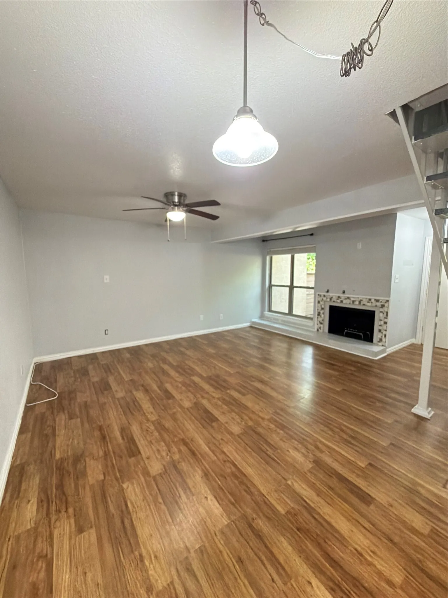 Condominium For Sale in Dallas County , 3121 Park Lane 1095, Dallas, Texas 75220, 2 Bedroom, 2 Bathroom, Garage spaces, 970 Sqft, built in 1969, mls#21410240, Real Estate Agent in Dallas, Homes For Sale in Dallas county, Homes For Sale in Dallas, Realtor in Dallas Texas, Real Estate Brokerage Independent Realty Texas, Luminita Cordes Realtor
