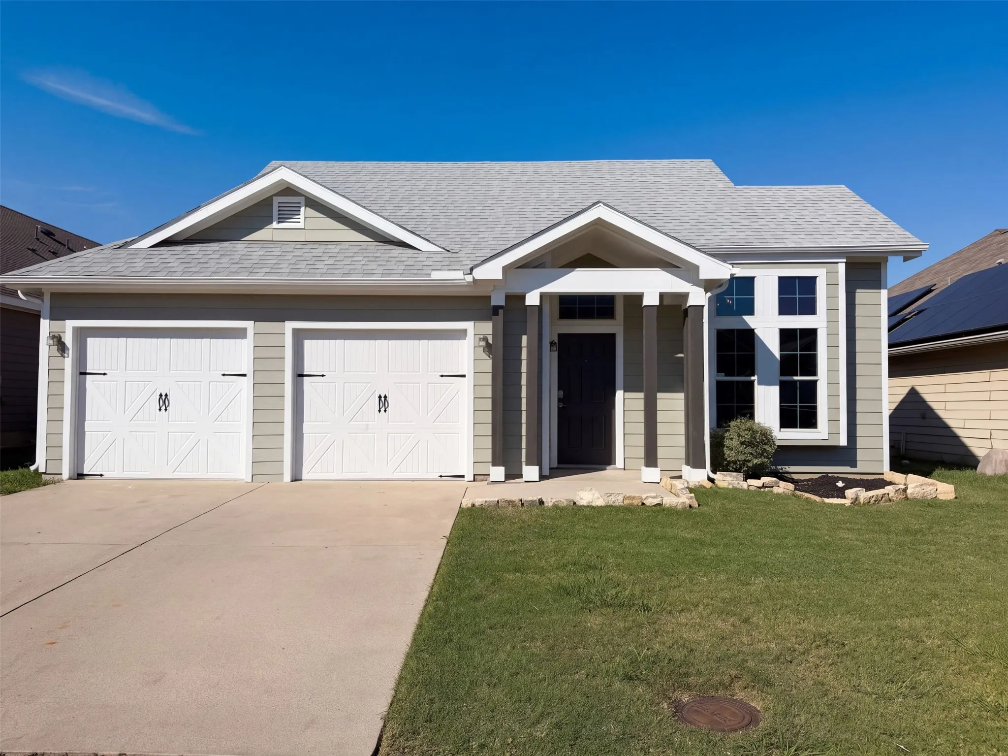 Single Family Residence For Sale in Denton County , 2309 Windsor Farms Drive, Denton, Texas 76207, 3 Bedroom, 2 Bathroom, 2 Garage spaces, 1,705 Sqft, built in 2006, mls#21410184, Real Estate Agent in Denton, Homes For Sale in Denton county, Homes For Sale in Denton, Realtor in Denton Texas, Real Estate Brokerage Independent Realty Texas, Luminita Cordes Realtor