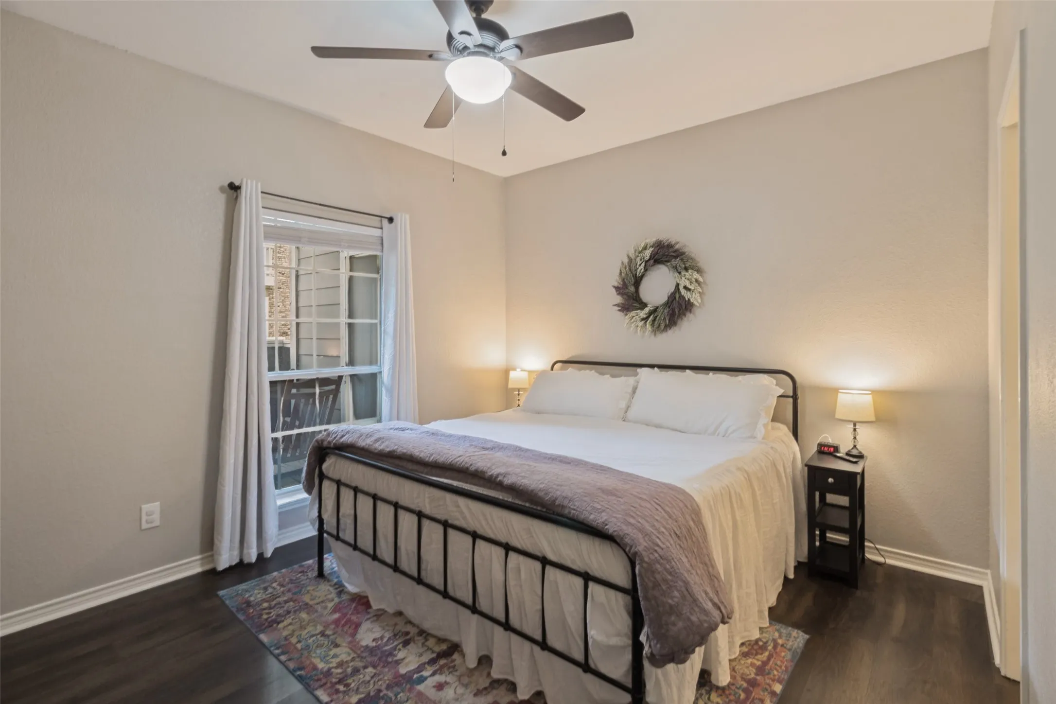 Condominium For Sale in Dallas County , 8600 Coppertowne Lane 600, Dallas, Texas 75243, 2 Bedroom, 2 Bathroom, Garage spaces, 977 Sqft, built in 1982, mls#21408643, Real Estate Agent in Dallas, Homes For Sale in Dallas county, Homes For Sale in Dallas, Realtor in Dallas Texas, Real Estate Brokerage Independent Realty Texas, Luminita Cordes Realtor