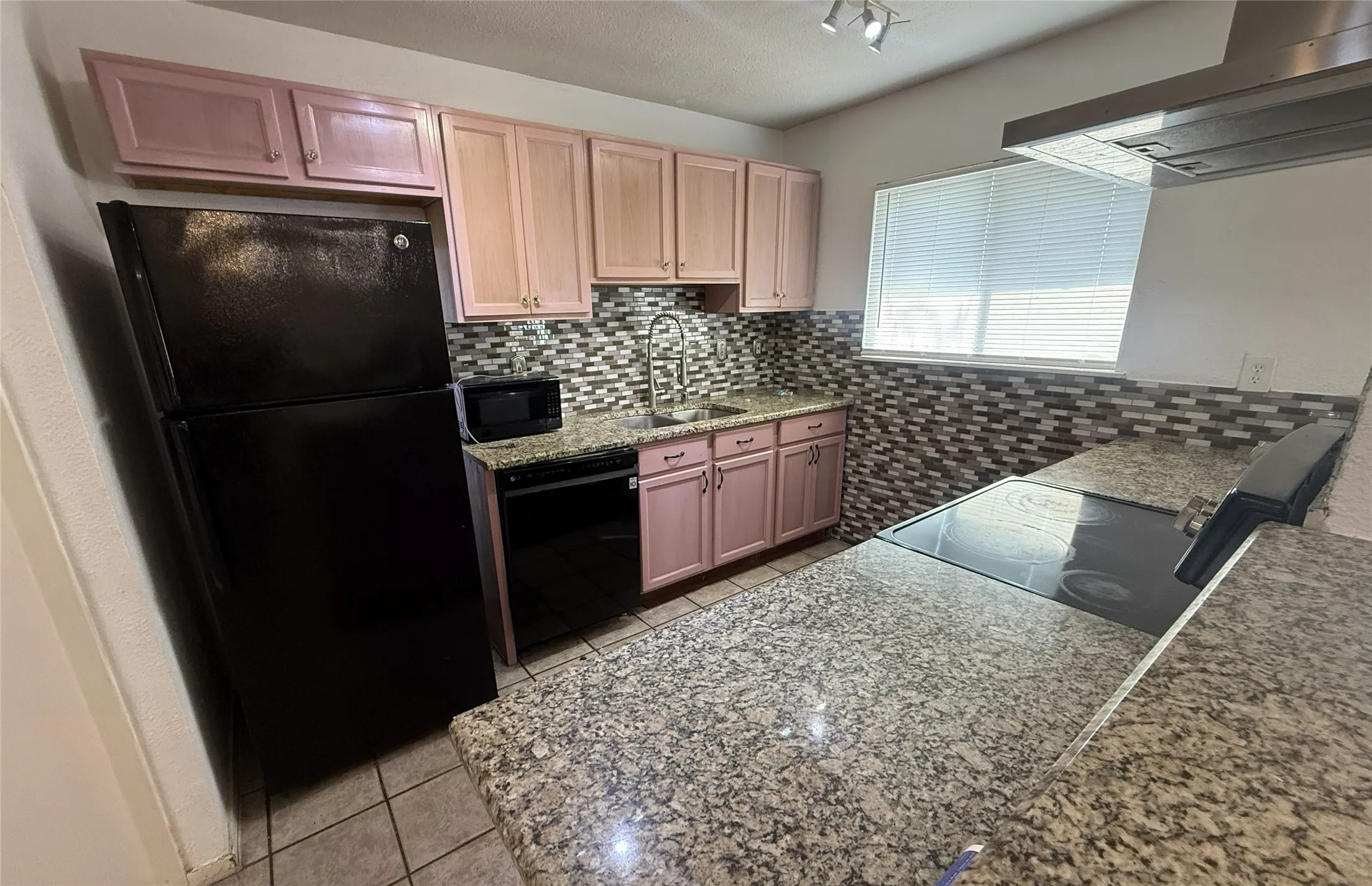 Single Family Residence For Sale in Collin County , 630 Valley View Drive, Allen, Texas 75002, 4 Bedroom, 2 Bathroom, Garage spaces, 1,481 Sqft, built in 1979, mls#21402779, Real Estate Agent in Allen, Homes For Sale in Collin county, Homes For Sale in Allen, Realtor in Allen Texas, Real Estate Brokerage Independent Realty Texas, Luminita Cordes Realtor
