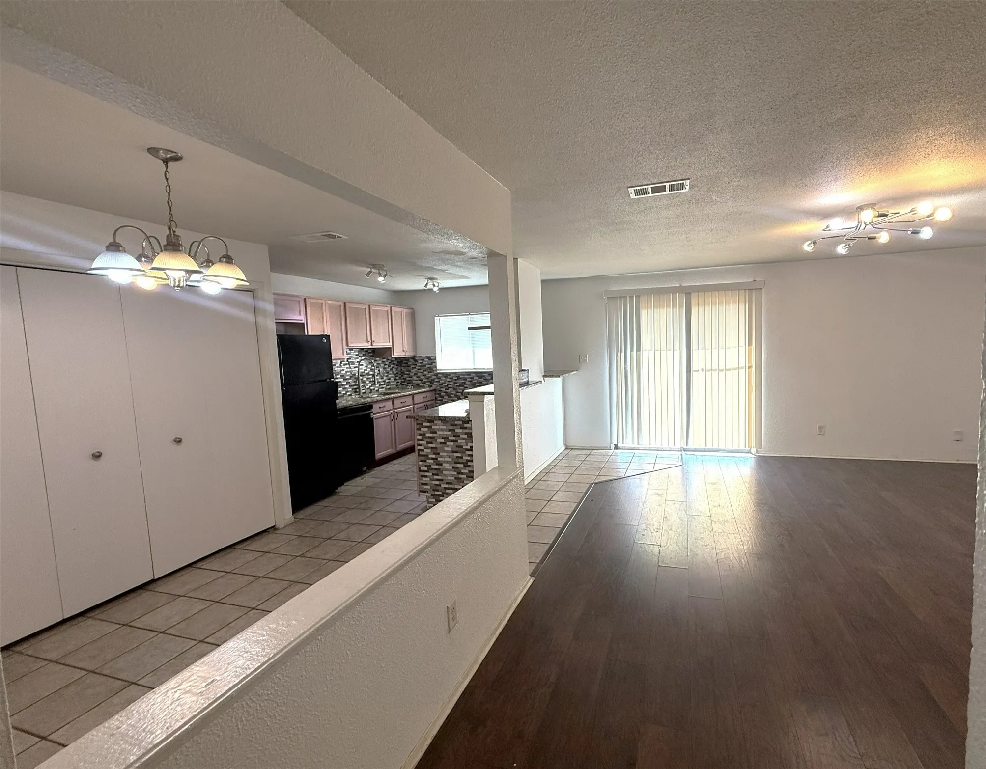 Single Family Residence For Sale in Collin County , 630 Valley View Drive, Allen, Texas 75002, 4 Bedroom, 2 Bathroom, Garage spaces, 1,481 Sqft, built in 1979, mls#21402779, Real Estate Agent in Allen, Homes For Sale in Collin county, Homes For Sale in Allen, Realtor in Allen Texas, Real Estate Brokerage Independent Realty Texas, Luminita Cordes Realtor