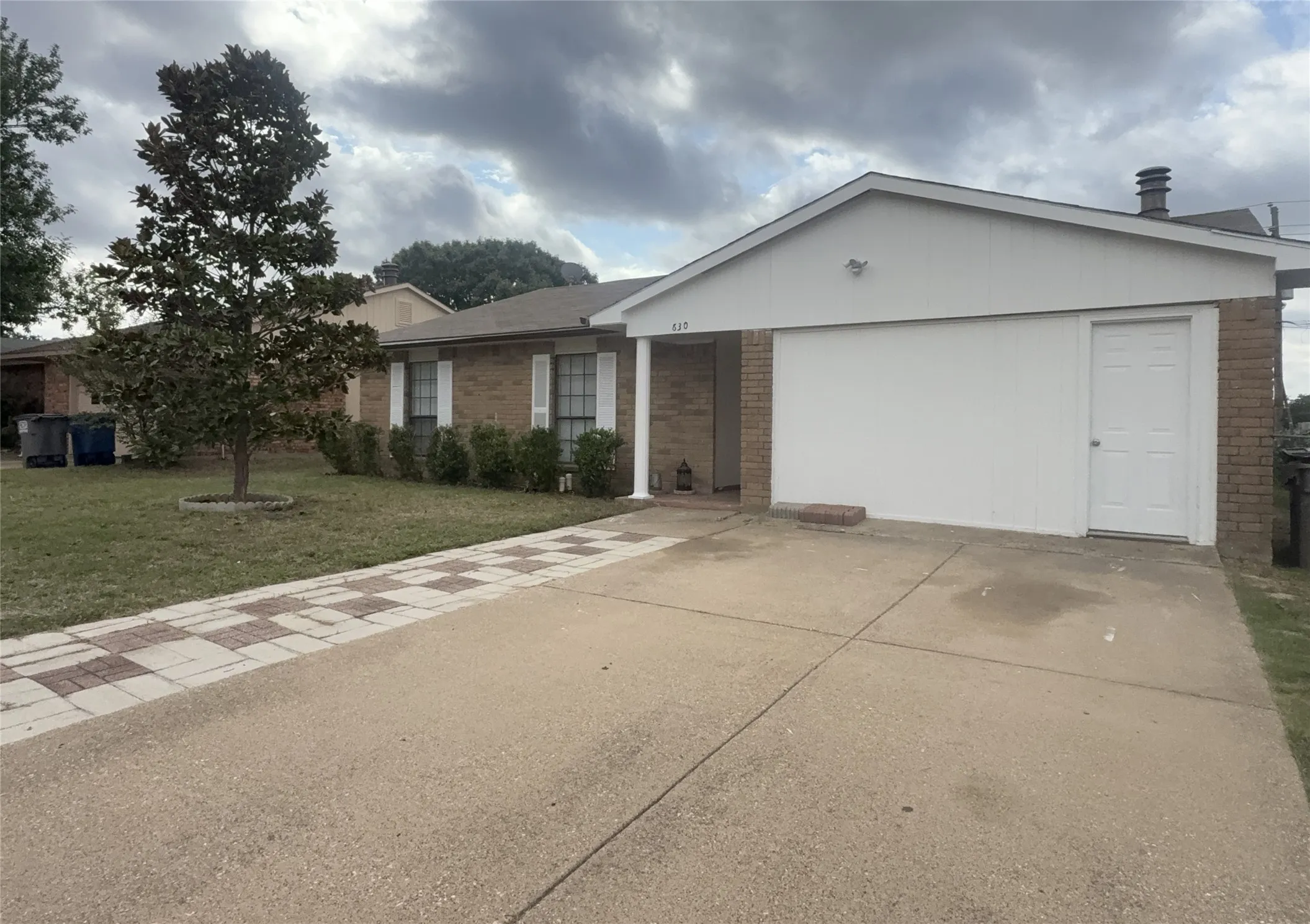 Single Family Residence For Sale in Collin County , 630 Valley View Drive, Allen, Texas 75002, 4 Bedroom, 2 Bathroom, Garage spaces, 1,481 Sqft, built in 1979, mls#21402779, Real Estate Agent in Allen, Homes For Sale in Collin county, Homes For Sale in Allen, Realtor in Allen Texas, Real Estate Brokerage Independent Realty Texas, Luminita Cordes Realtor