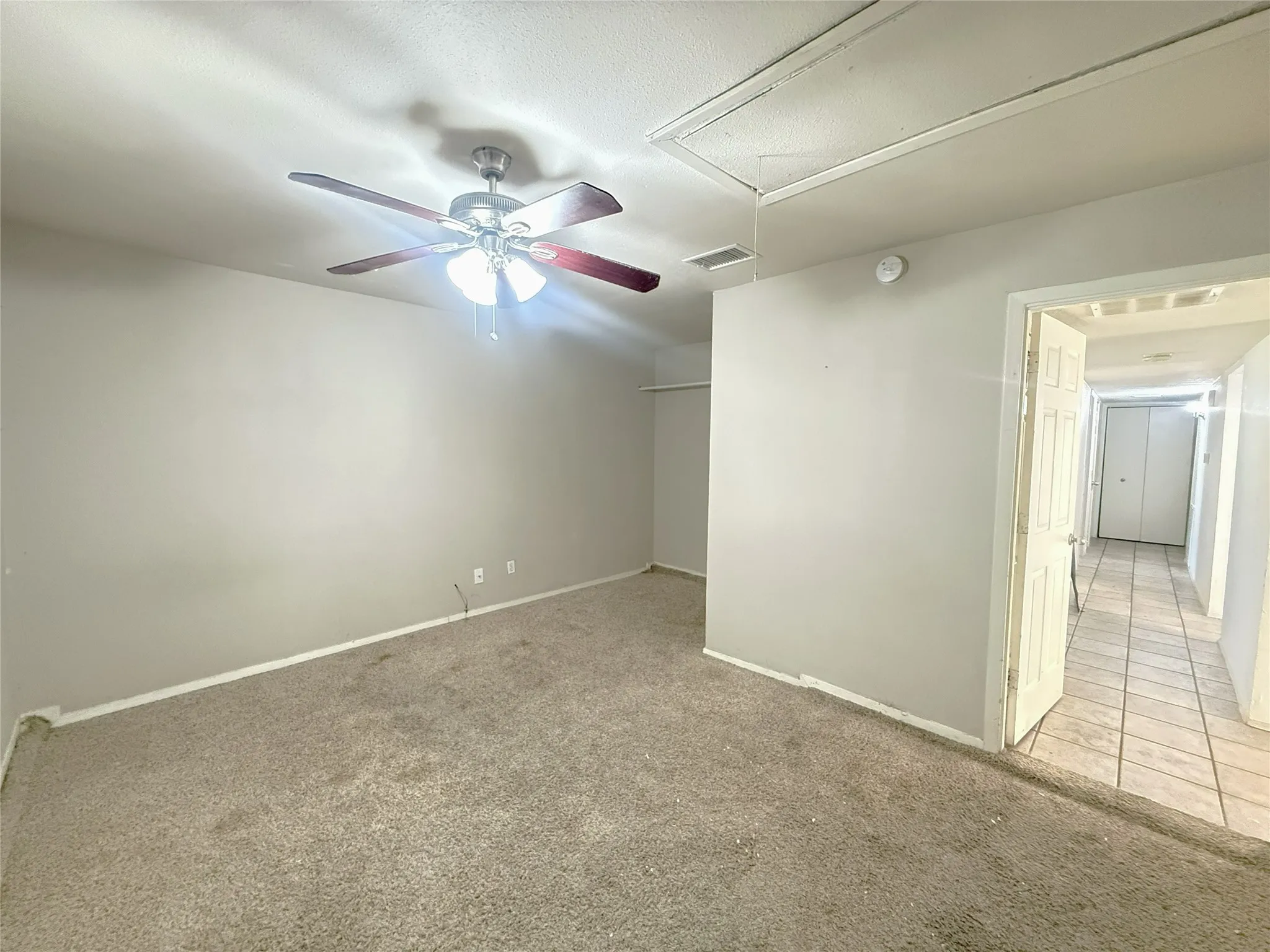 Single Family Residence For Sale in Collin County , 630 Valley View Drive, Allen, Texas 75002, 4 Bedroom, 2 Bathroom, Garage spaces, 1,481 Sqft, built in 1979, mls#21402779, Real Estate Agent in Allen, Homes For Sale in Collin county, Homes For Sale in Allen, Realtor in Allen Texas, Real Estate Brokerage Independent Realty Texas, Luminita Cordes Realtor