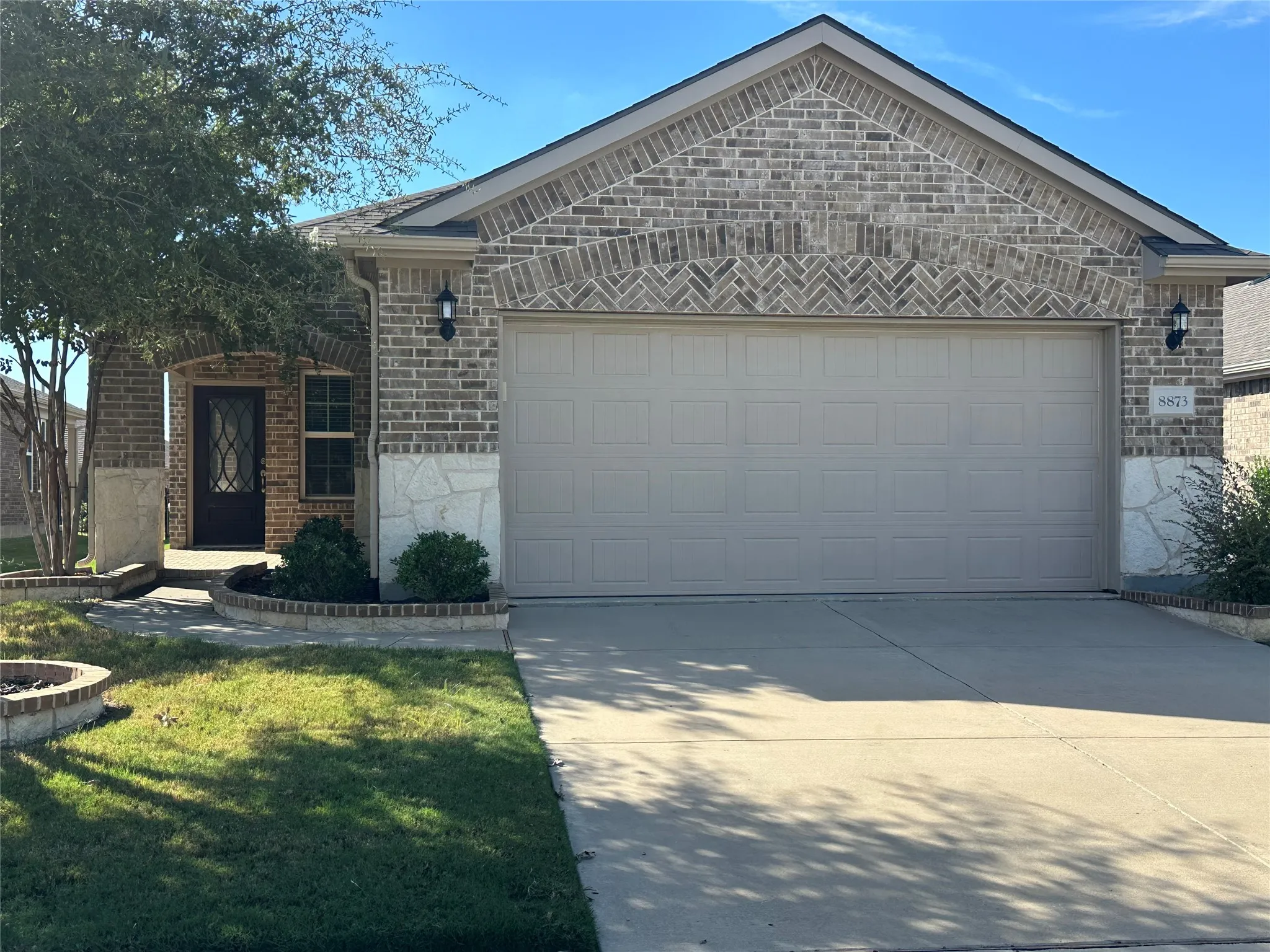 Single Family Residence For Sale