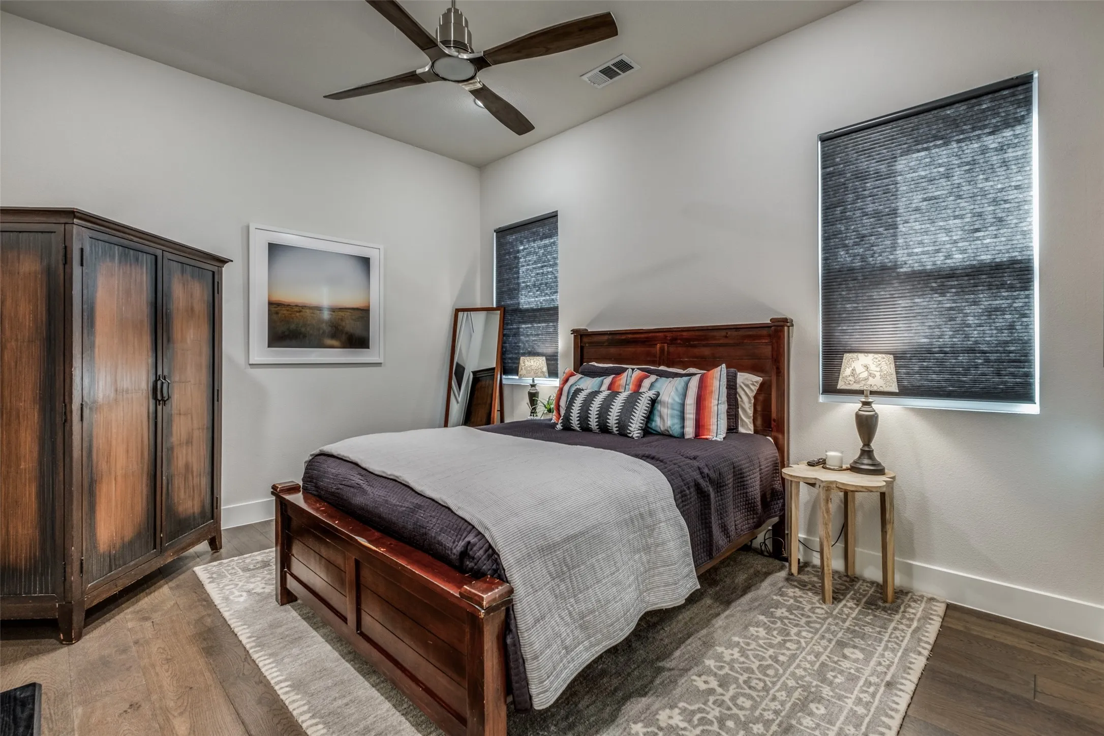 Multiple Parcels For Sale in Dallas County , 4125 Entrada Way, Dallas, Texas 75219, 3 Bedroom, 4 Bathroom, 2 Garage spaces, 2,722 Sqft, built in 2019, mls#21410182, Real Estate Agent in Dallas, Homes For Sale in Dallas county, Homes For Sale in Dallas, Realtor in Dallas Texas, Real Estate Brokerage Independent Realty Texas, Luminita Cordes Realtor