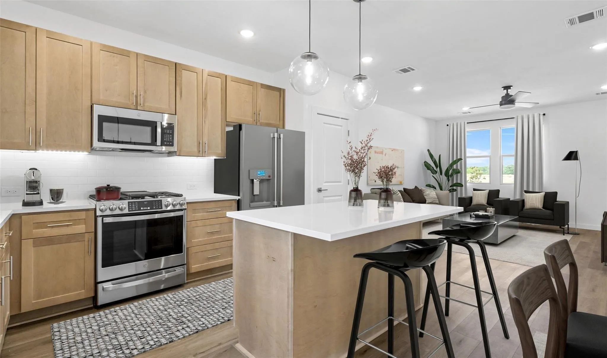 Single Family Residence For Rent in Grayson County , 605 Ridgewood Drive, Van Alstyne, Texas 75495, 3 Bedroom, 3 Bathroom, 2 Garage spaces, 1,890 Sqft, built in 2024, mls#21410259, Real Estate Agent in Van Alstyne, Homes For Rent in Grayson county, Homes For Rent in Van Alstyne, Realtor in Van Alstyne Texas, Real Estate Brokerage Independent Realty Texas, Luminita Cordes Realtor