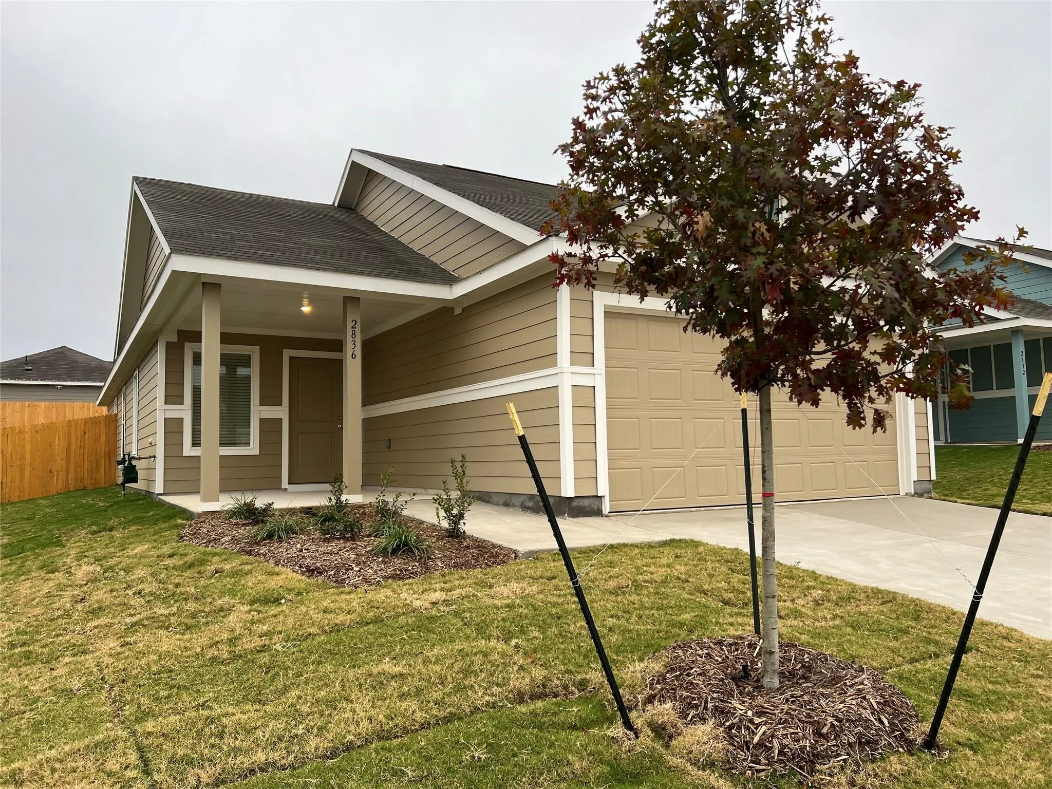 Single Family Residence For Rent in Tarrant County , 2836 Slatewood Drive, Fort Worth, Texas 76179, 3 Bedroom, 2 Bathroom, 2 Garage spaces, 1,440 Sqft, built in 2023, mls#21410263, Real Estate Agent in Fort Worth, Homes For Rent in Tarrant county, Homes For Rent in Fort Worth, Realtor in Fort Worth Texas, Real Estate Brokerage Independent Realty Texas, Luminita Cordes Realtor