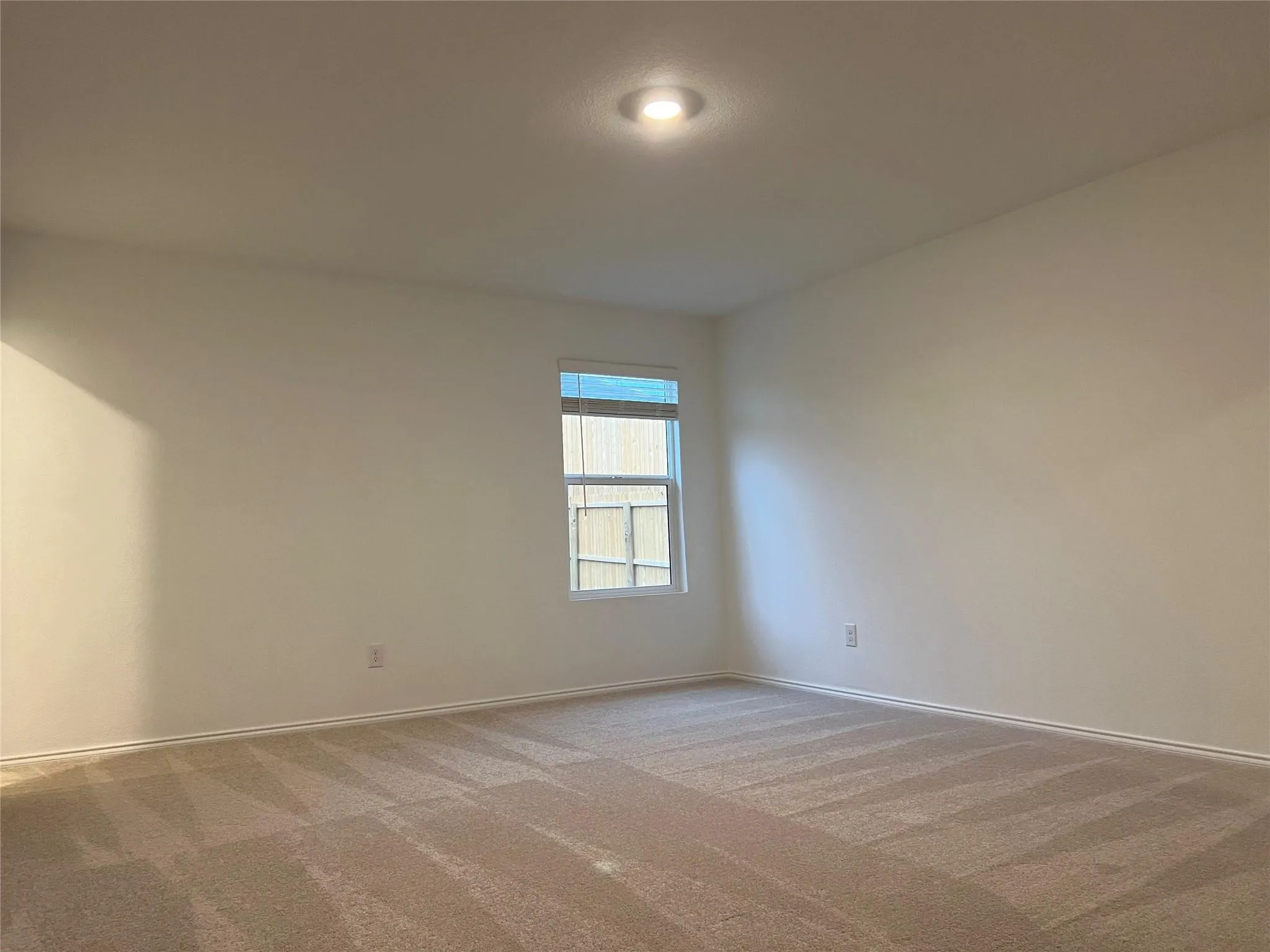 Single Family Residence For Rent in Tarrant County , 2836 Slatewood Drive, Fort Worth, Texas 76179, 3 Bedroom, 2 Bathroom, 2 Garage spaces, 1,440 Sqft, built in 2023, mls#21410263, Real Estate Agent in Fort Worth, Homes For Rent in Tarrant county, Homes For Rent in Fort Worth, Realtor in Fort Worth Texas, Real Estate Brokerage Independent Realty Texas, Luminita Cordes Realtor