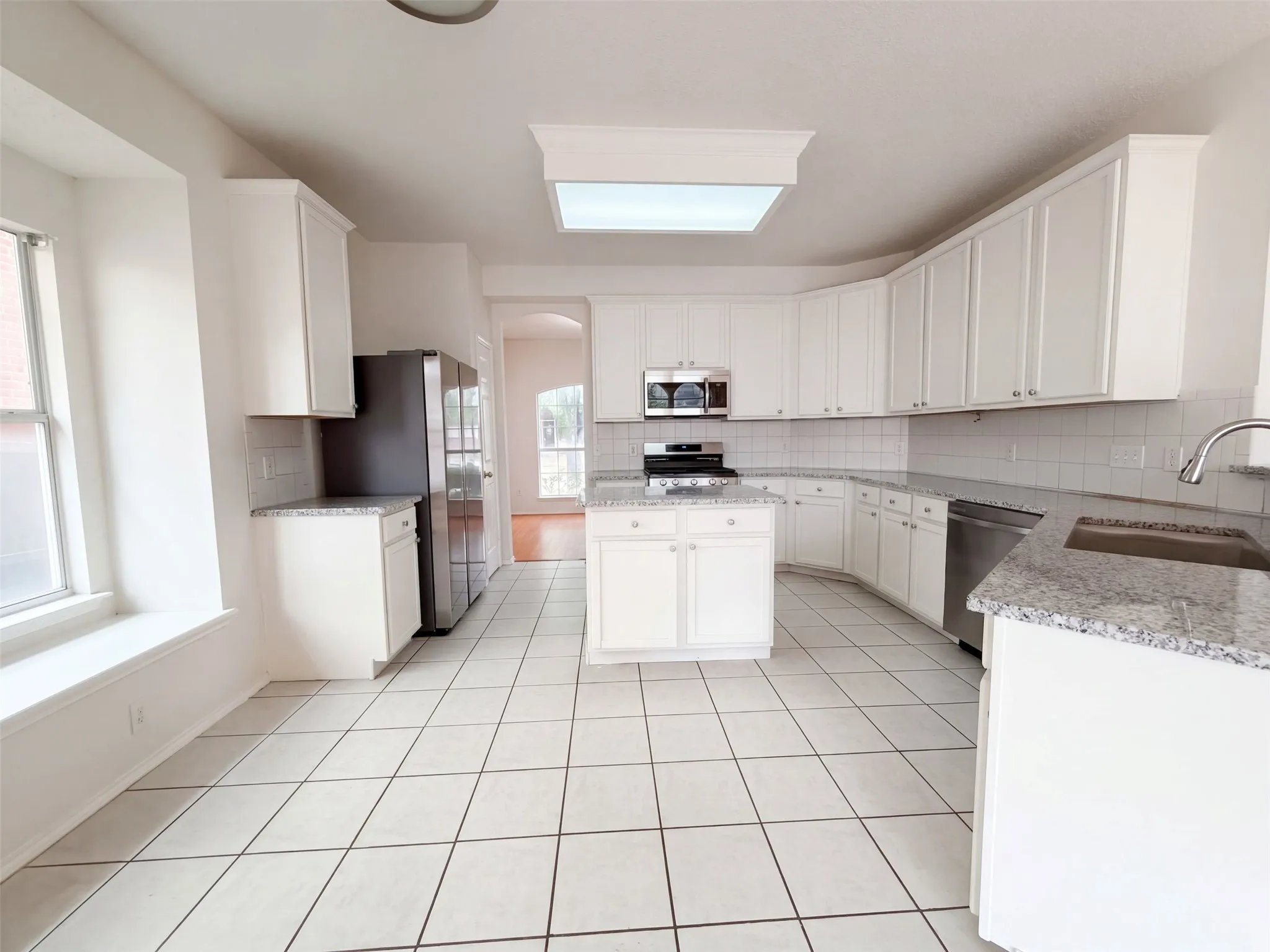Single Family Residence For Sale in Collin County , 441 Trinity Drive, Allen, Texas 75002, 4 Bedroom, 3 Bathroom, 2 Garage spaces, 2,557 Sqft, built in 2001, mls#21410086, Real Estate Agent in Allen, Homes For Sale in Collin county, Homes For Sale in Allen, Realtor in Allen Texas, Real Estate Brokerage Independent Realty Texas, Luminita Cordes Realtor