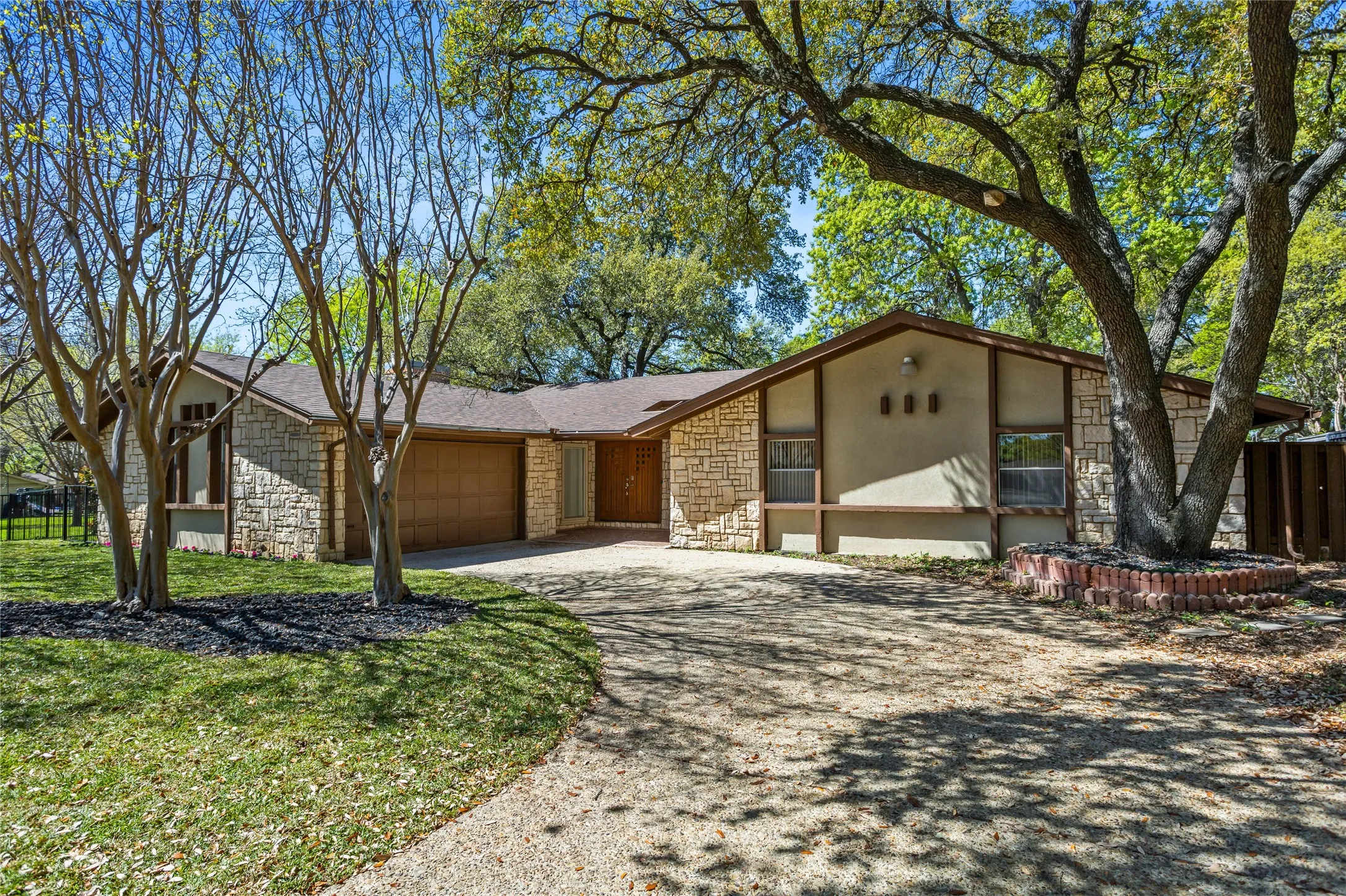 Single Family Residence For Sale