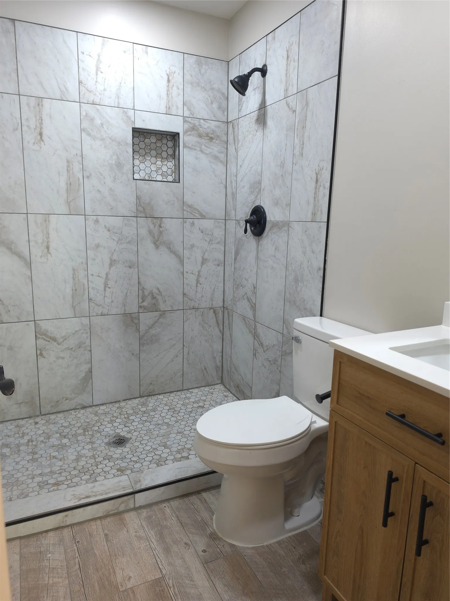 Single Family Residence For Rent in Dallas County , 3123 Arizona Avenue, Dallas, Texas 75216, 3 Bedroom, 2 Bathroom, Garage spaces, 1,507 Sqft, built in 1946, mls#21410267, Real Estate Agent in Dallas, Homes For Rent in Dallas county, Homes For Rent in Dallas, Realtor in Dallas Texas, Real Estate Brokerage Independent Realty Texas, Luminita Cordes Realtor