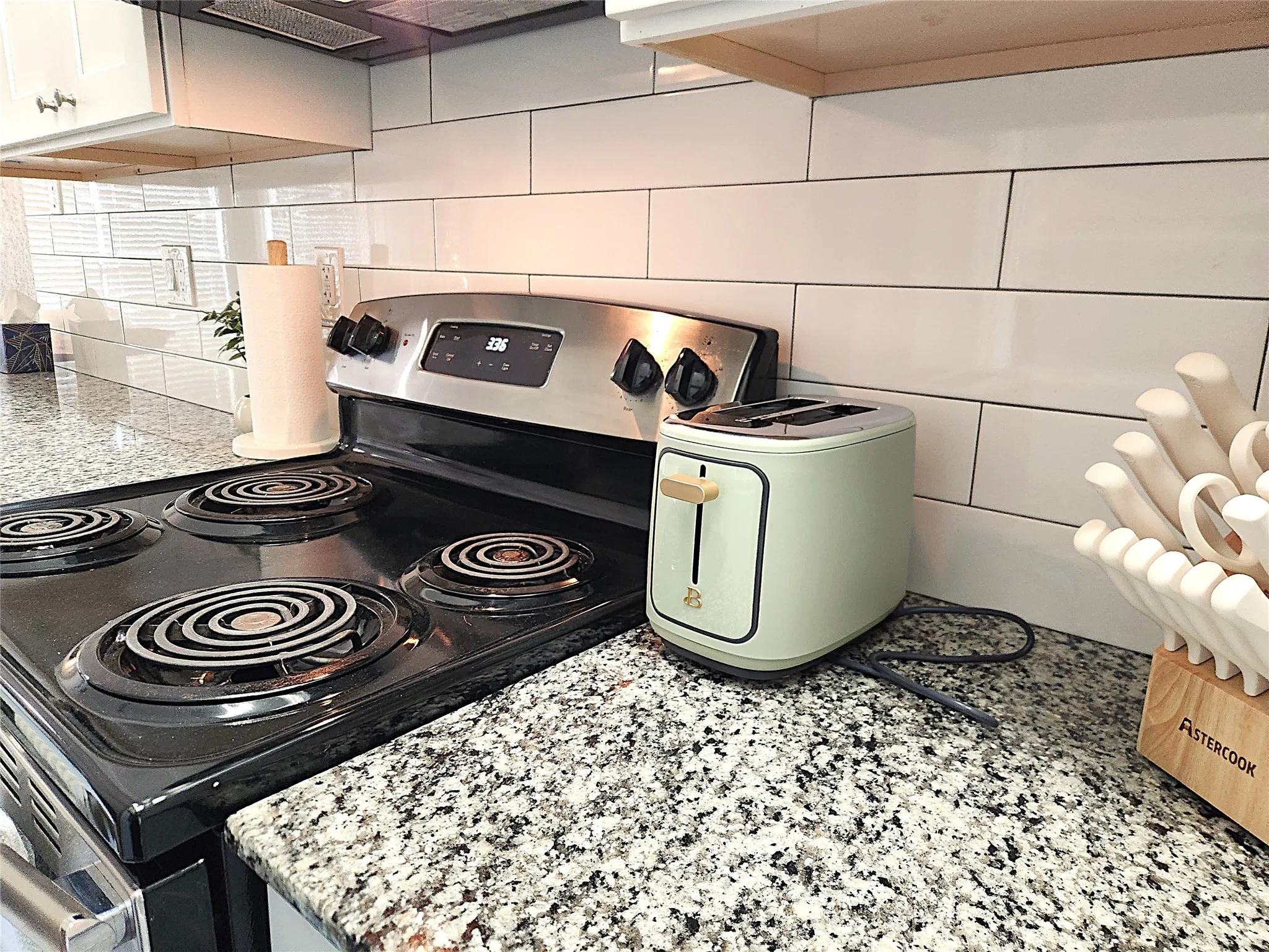 Condominium For Rent in Dallas County , 4800 W Lovers Lane, Dallas, Texas 75209, 2 Bedroom, 2 Bathroom, Garage spaces, 874 Sqft, built in 1984, mls#21410282, Real Estate Agent in Dallas, Homes For Rent in Dallas county, Homes For Rent in Dallas, Realtor in Dallas Texas, Real Estate Brokerage Independent Realty Texas, Luminita Cordes Realtor