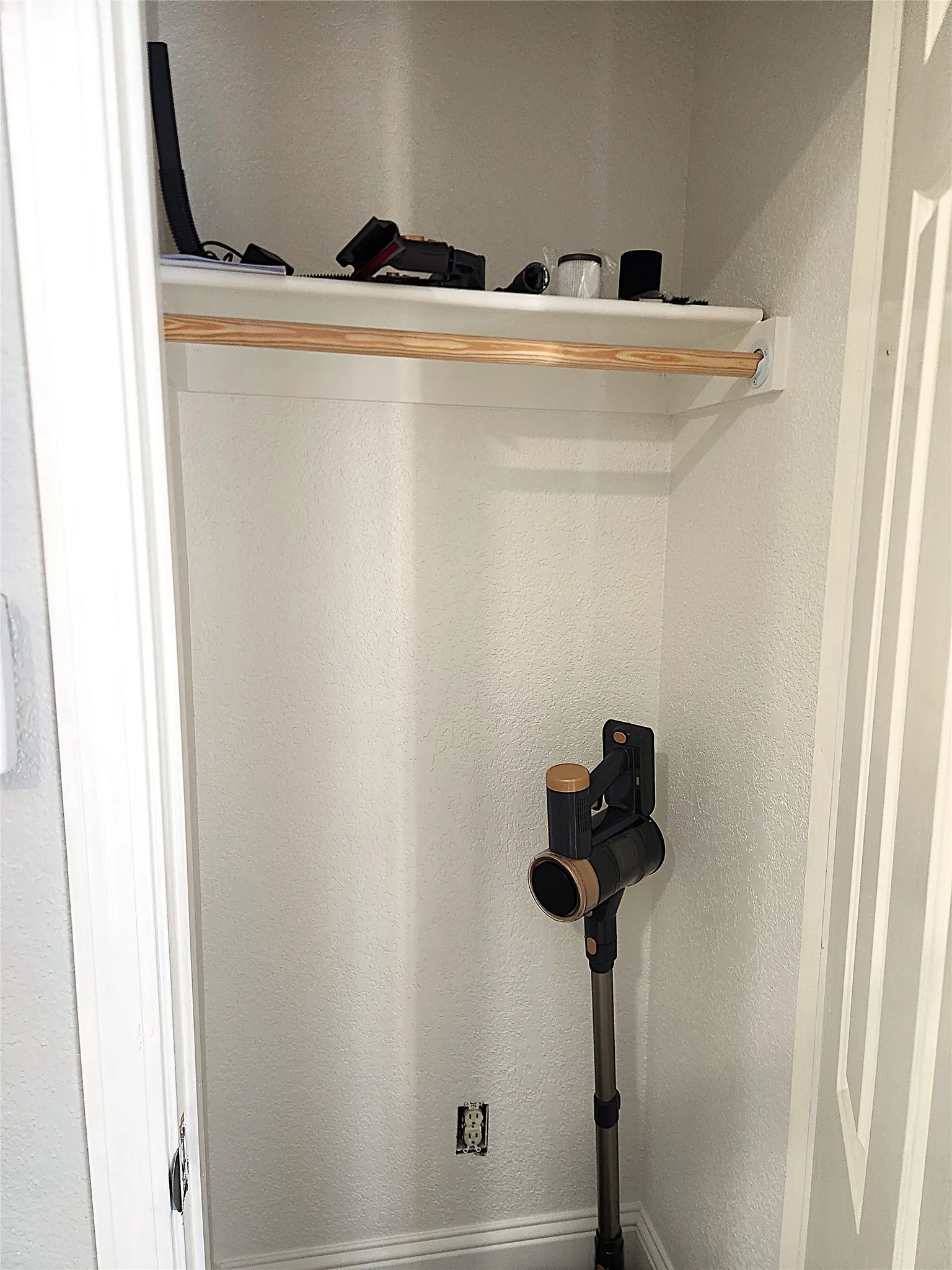 Condominium For Rent in Dallas County , 4800 W Lovers Lane, Dallas, Texas 75209, 2 Bedroom, 2 Bathroom, Garage spaces, 874 Sqft, built in 1984, mls#21410282, Real Estate Agent in Dallas, Homes For Rent in Dallas county, Homes For Rent in Dallas, Realtor in Dallas Texas, Real Estate Brokerage Independent Realty Texas, Luminita Cordes Realtor