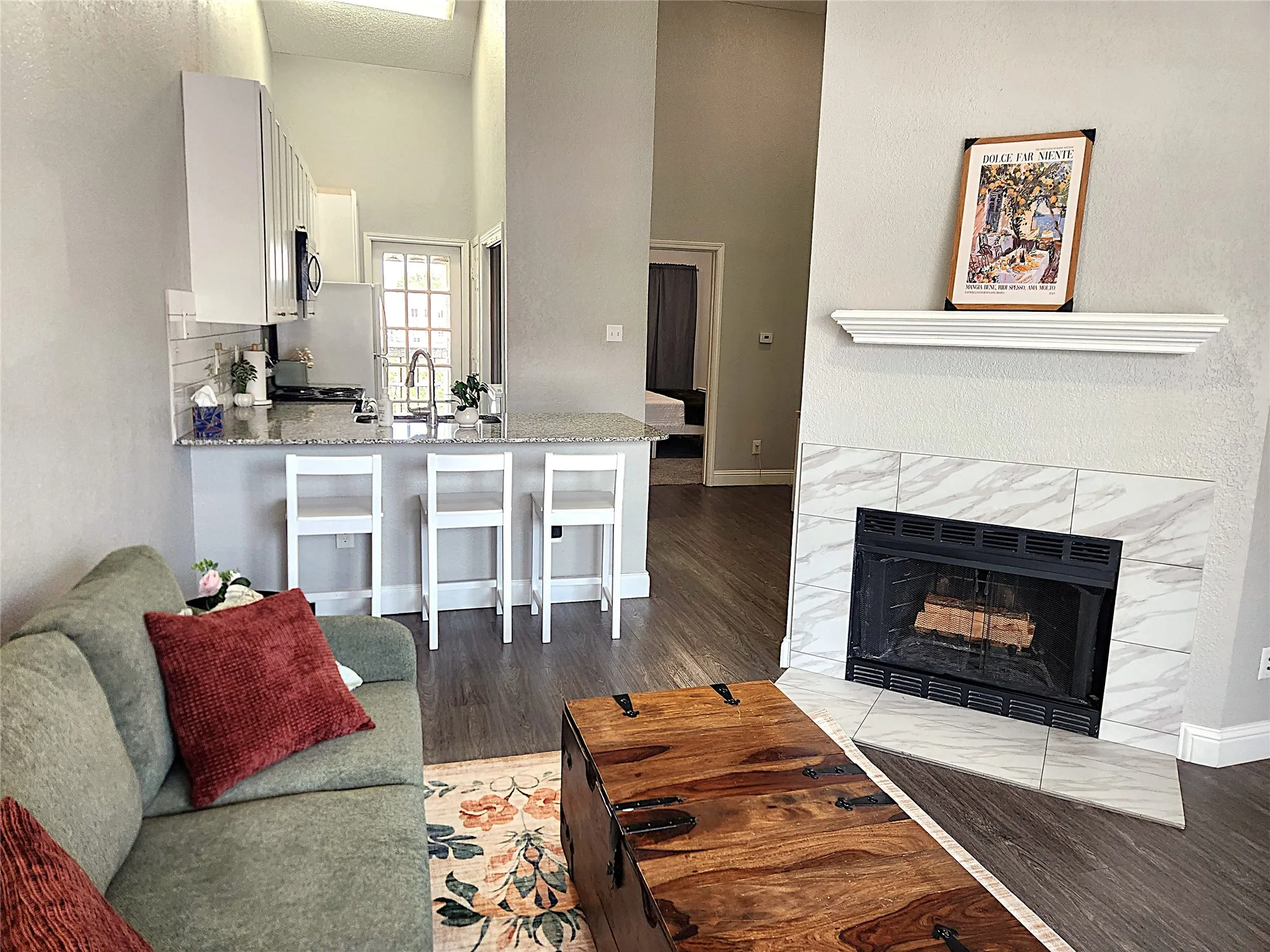 Condominium For Rent in Dallas County , 4800 W Lovers Lane, Dallas, Texas 75209, 2 Bedroom, 2 Bathroom, Garage spaces, 874 Sqft, built in 1984, mls#21410282, Real Estate Agent in Dallas, Homes For Rent in Dallas county, Homes For Rent in Dallas, Realtor in Dallas Texas, Real Estate Brokerage Independent Realty Texas, Luminita Cordes Realtor