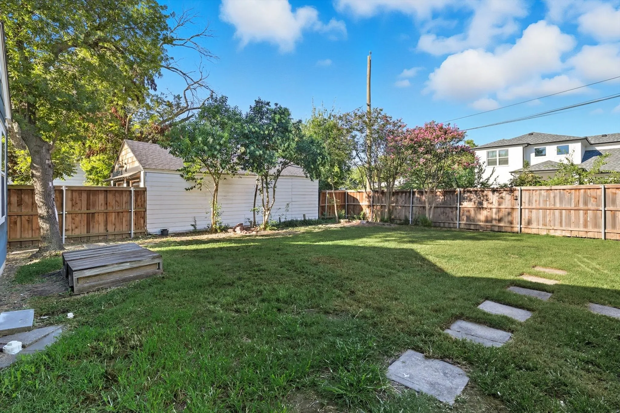 Single Family Residence For Sale in Tarrant County , 4028 Boyd Avenue, Fort Worth, Texas 76109, 3 Bedroom, 2 Bathroom, 2 Garage spaces, 1,514 Sqft, built in 1948, mls#21410242, Real Estate Agent in Fort Worth, Homes For Sale in Tarrant county, Homes For Sale in Fort Worth, Realtor in Fort Worth Texas, Real Estate Brokerage Independent Realty Texas, Luminita Cordes Realtor