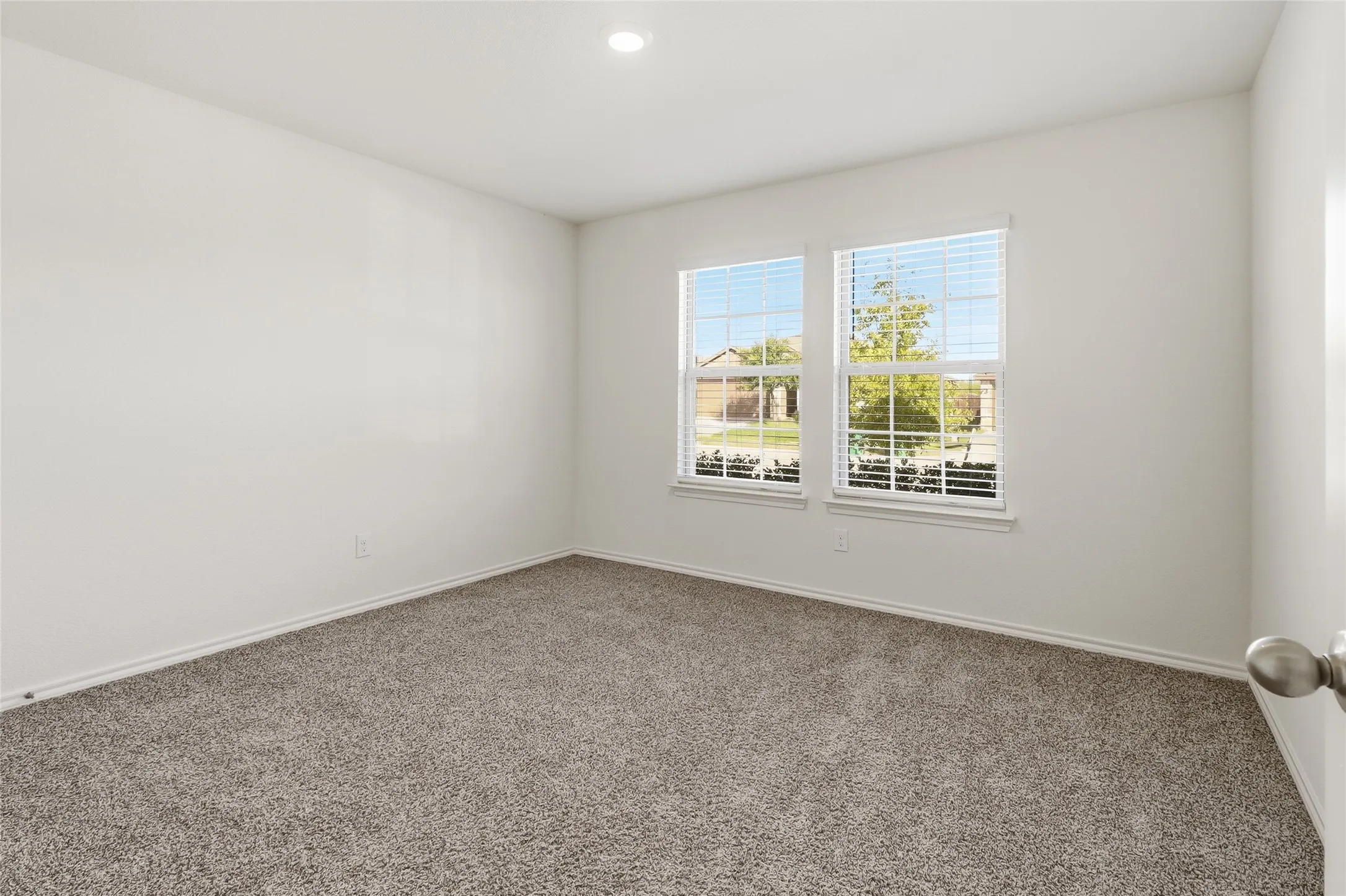 Front bedroom - Vacant