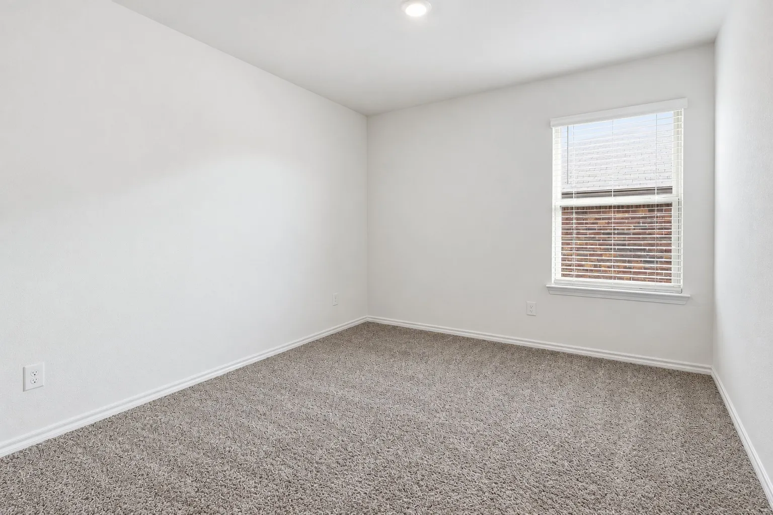 Second bedroom - Vacant