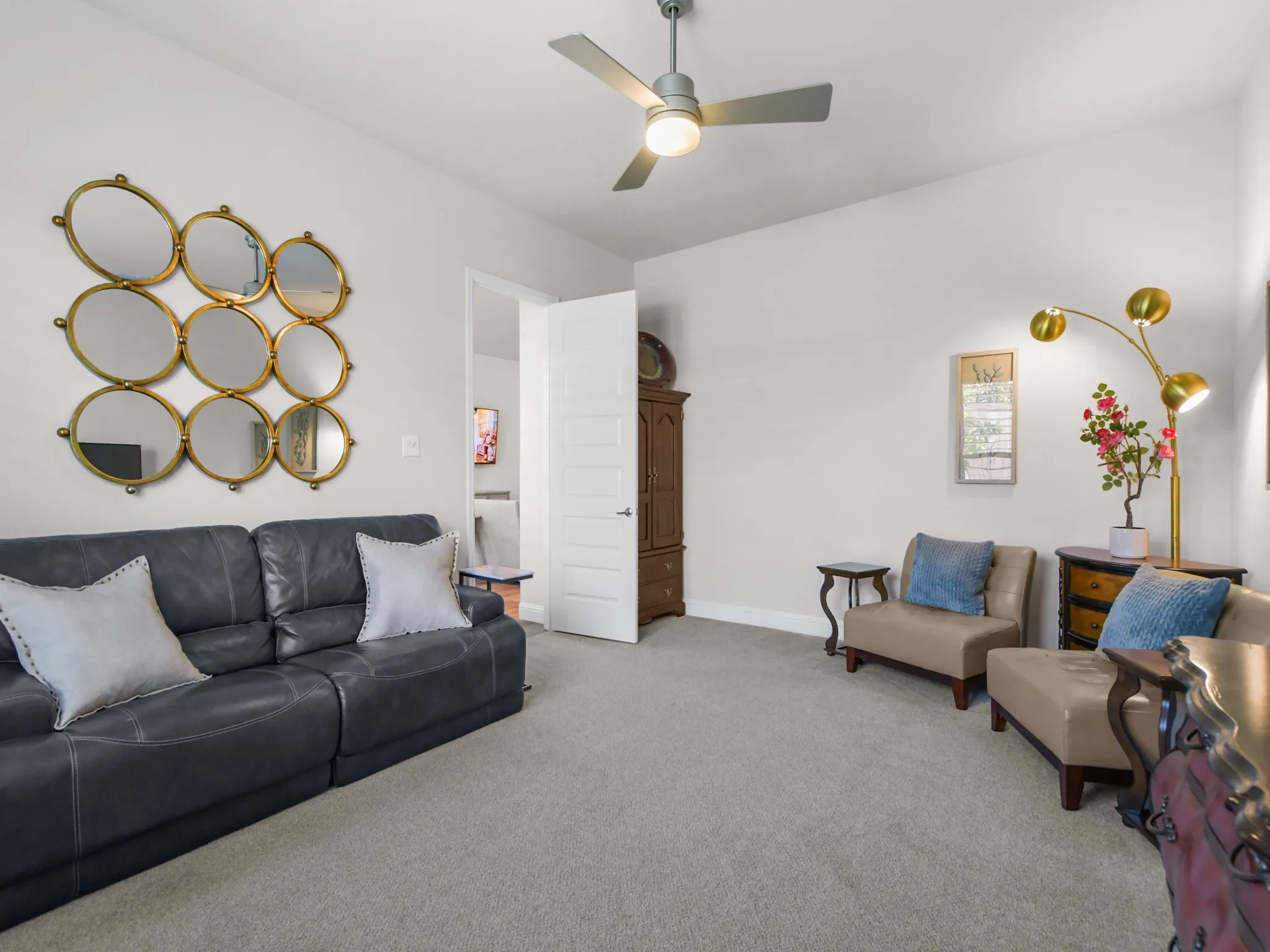 Single Family Residence For Sale in Rockwall County , 1208 Middleton Drive, Rockwall, Texas 75087, 4 Bedroom, 4 Bathroom, 3 Garage spaces, 3,222 Sqft, built in 2020, mls#21410168, Real Estate Agent in Rockwall, Homes For Sale in Rockwall county, Homes For Sale in Rockwall, Realtor in Rockwall Texas, Real Estate Brokerage Independent Realty Texas, Luminita Cordes Realtor
