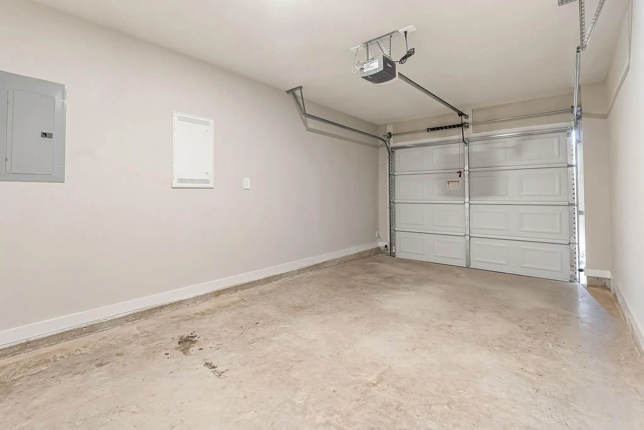 Duplex For Rent in Taylor County , 2634 Baron Avenue, Abilene, Texas 79606, 3 Bedroom, 2 Bathroom, 1 Garage spaces, 1,400 Sqft, built in 2024, mls#21410297, Real Estate Agent in Abilene, Homes For Rent in Taylor county, Homes For Rent in Abilene, Realtor in Abilene Texas, Real Estate Brokerage Independent Realty Texas, Luminita Cordes Realtor