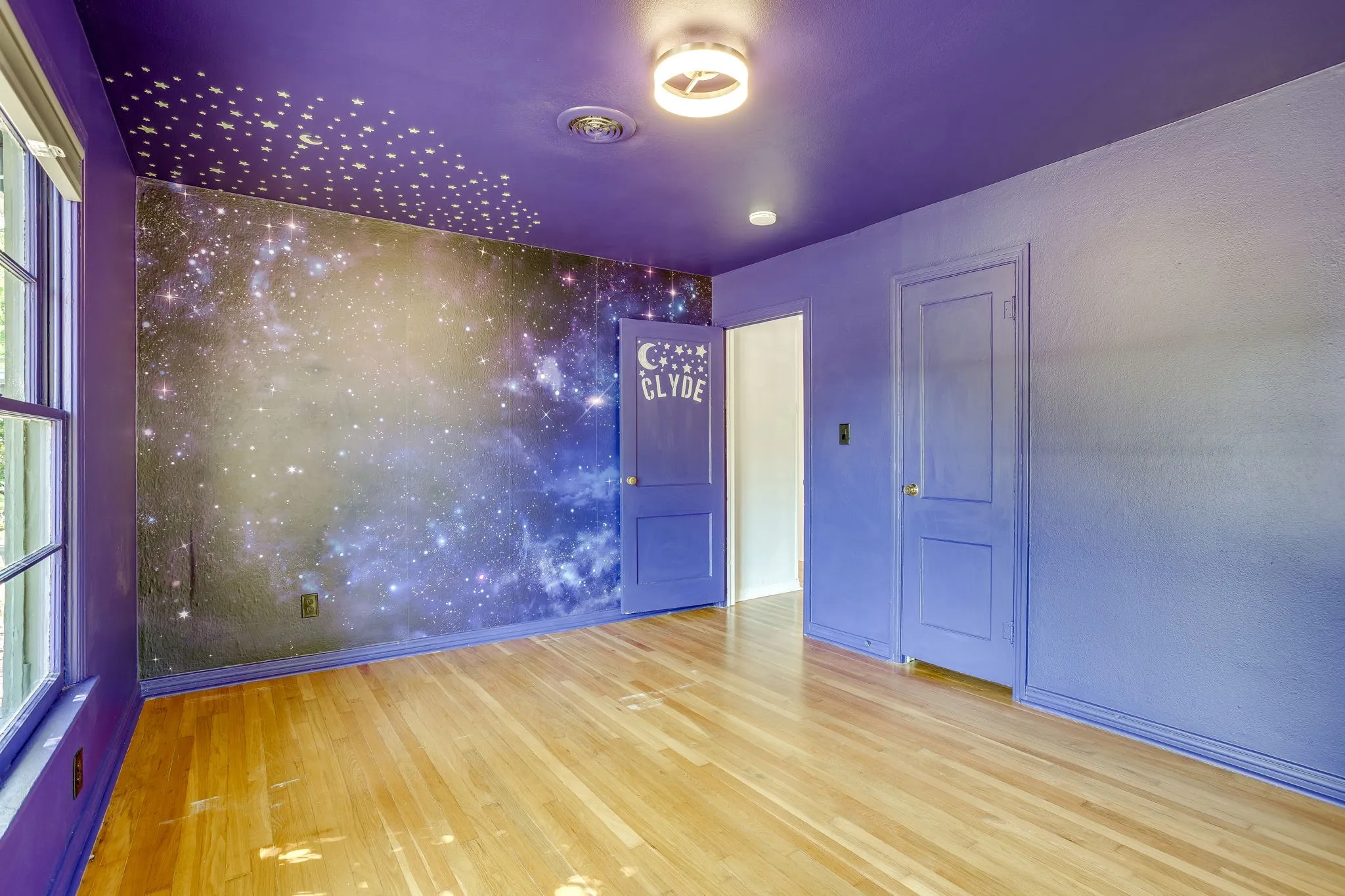 Hardwood-style flooring throughout