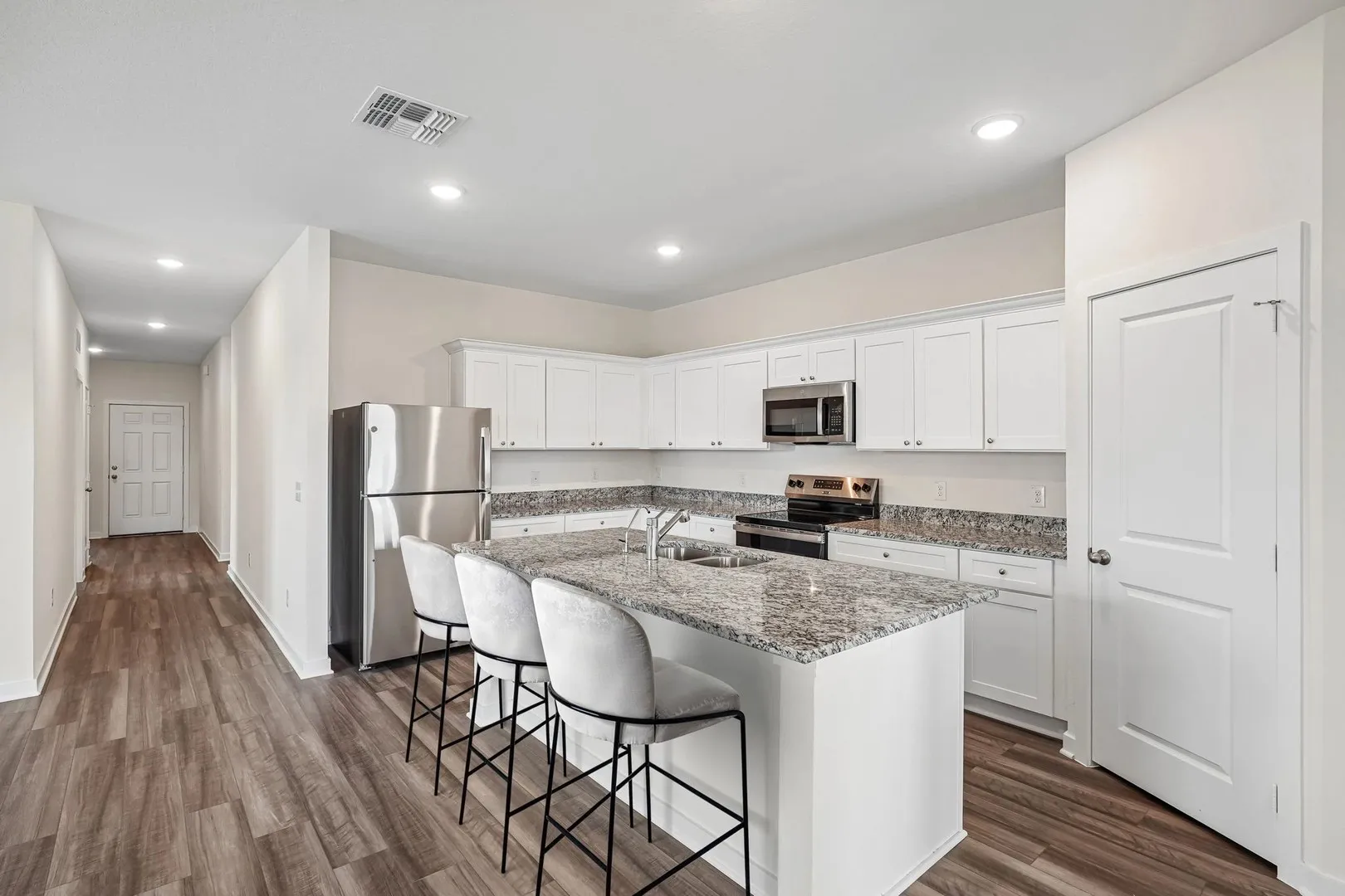 Single Family Residence For Sale in Denton County , 2425 Rambler Drive, Ponder, Texas 76259, 4 Bedroom, 2 Bathroom, 2 Garage spaces, 2,338 Sqft, built in 2026, mls#21410313, Real Estate Agent in Ponder, Homes For Sale in Denton county, Homes For Sale in Ponder, Realtor in Ponder Texas, Real Estate Brokerage Independent Realty Texas, Luminita Cordes Realtor