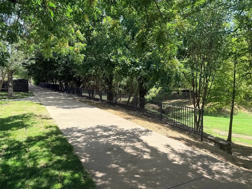 Single Family Residence For Rent in Denton County , 4429 grady Lane, Carrollton, Texas 75010, 3 Bedroom, 3 Bathroom, 2 Garage spaces, 1,828 Sqft, built in 2021, mls#21405167, Real Estate Agent in Carrollton, Homes For Rent in Denton county, Homes For Rent in Carrollton, Realtor in Carrollton Texas, Real Estate Brokerage Independent Realty Texas, Luminita Cordes Realtor