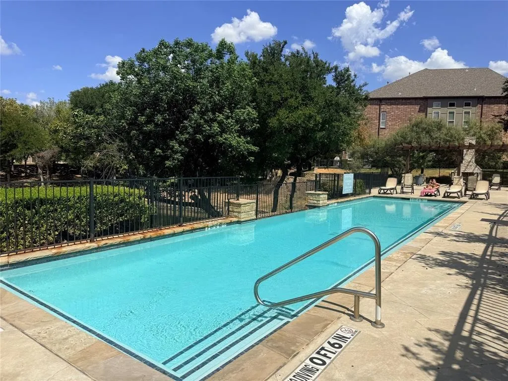 Single Family Residence For Rent in Denton County , 4429 grady Lane, Carrollton, Texas 75010, 3 Bedroom, 3 Bathroom, 2 Garage spaces, 1,828 Sqft, built in 2021, mls#21405167, Real Estate Agent in Carrollton, Homes For Rent in Denton county, Homes For Rent in Carrollton, Realtor in Carrollton Texas, Real Estate Brokerage Independent Realty Texas, Luminita Cordes Realtor