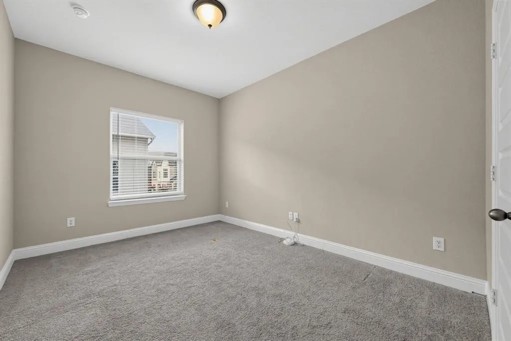 Single Family Residence For Rent in Denton County , 4429 grady Lane, Carrollton, Texas 75010, 3 Bedroom, 3 Bathroom, 2 Garage spaces, 1,828 Sqft, built in 2021, mls#21405167, Real Estate Agent in Carrollton, Homes For Rent in Denton county, Homes For Rent in Carrollton, Realtor in Carrollton Texas, Real Estate Brokerage Independent Realty Texas, Luminita Cordes Realtor