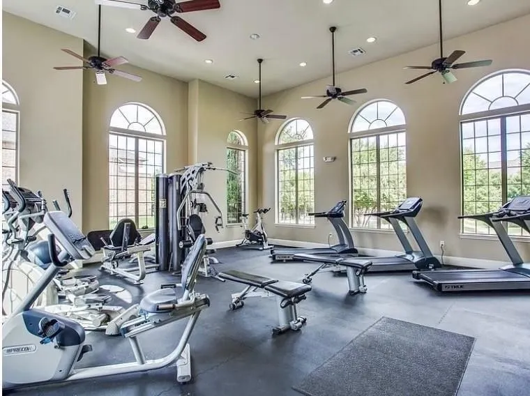 Single Family Residence For Rent in Denton County , 4429 grady Lane, Carrollton, Texas 75010, 3 Bedroom, 3 Bathroom, 2 Garage spaces, 1,828 Sqft, built in 2021, mls#21405167, Real Estate Agent in Carrollton, Homes For Rent in Denton county, Homes For Rent in Carrollton, Realtor in Carrollton Texas, Real Estate Brokerage Independent Realty Texas, Luminita Cordes Realtor
