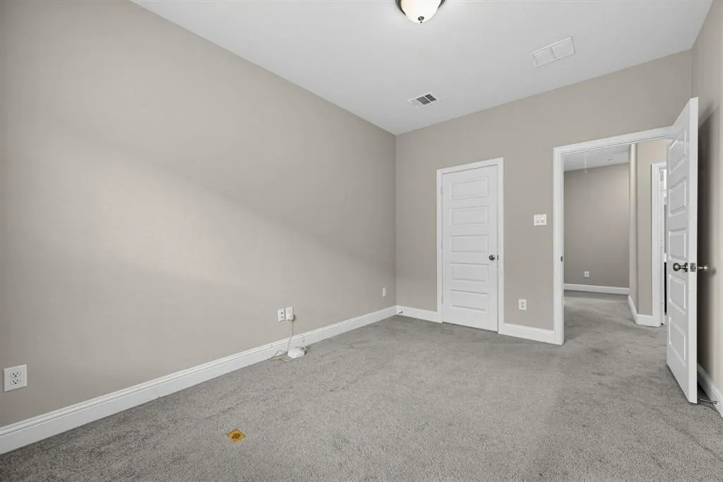 Single Family Residence For Rent in Denton County , 4429 grady Lane, Carrollton, Texas 75010, 3 Bedroom, 3 Bathroom, 2 Garage spaces, 1,828 Sqft, built in 2021, mls#21405167, Real Estate Agent in Carrollton, Homes For Rent in Denton county, Homes For Rent in Carrollton, Realtor in Carrollton Texas, Real Estate Brokerage Independent Realty Texas, Luminita Cordes Realtor