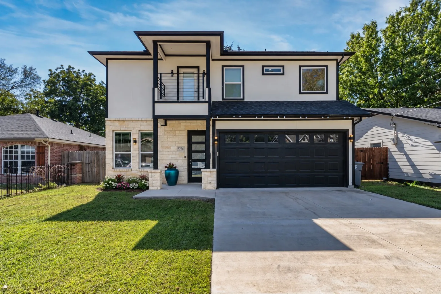 Single Family Residence For Sale