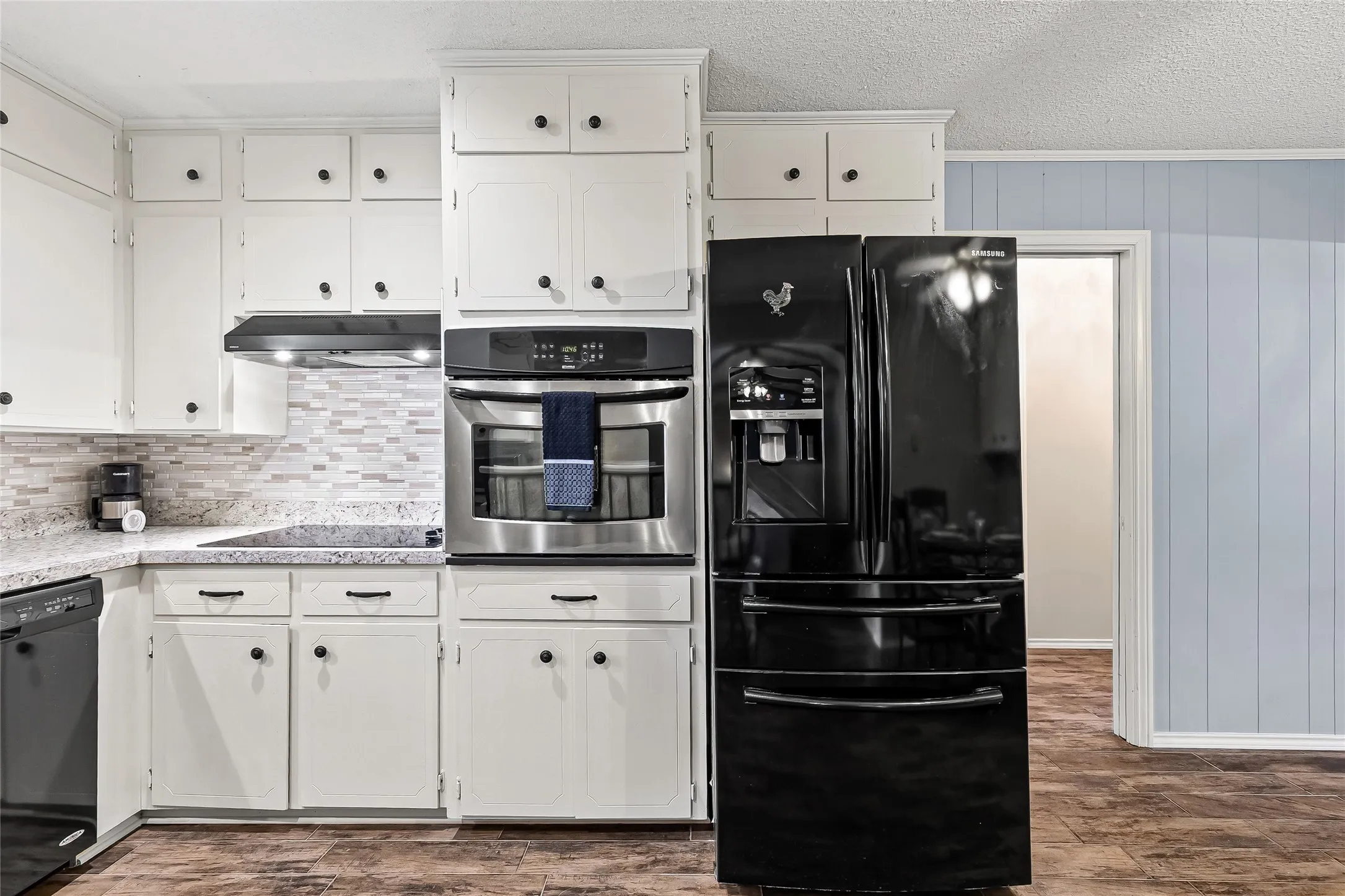 Single Family Residence For Sale in Hopkins County , 1308 Houston st Street, Sulphur Springs, Texas 75482, 3 Bedroom, 2 Bathroom, Garage spaces, 2,524 Sqft, built in 1967, mls#21409323, Real Estate Agent in Sulphur Springs, Homes For Sale in Hopkins county, Homes For Sale in Sulphur Springs, Realtor in Sulphur Springs Texas, Real Estate Brokerage Independent Realty Texas, Luminita Cordes Realtor