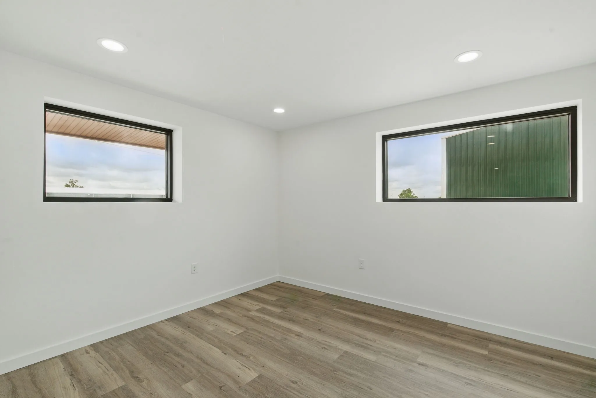 Industrial For Rent in Parker County , 120 W Scenic Trail 3, Weatherford, Texas 76088, 0, 0, Garage spaces, 0 Sqft, built in 2025, mls#21410315, Real Estate Agent in Weatherford, Homes For Rent in Parker county, Homes For Rent in Weatherford, Realtor in Weatherford Texas, Real Estate Brokerage Independent Realty Texas, Luminita Cordes Realtor
