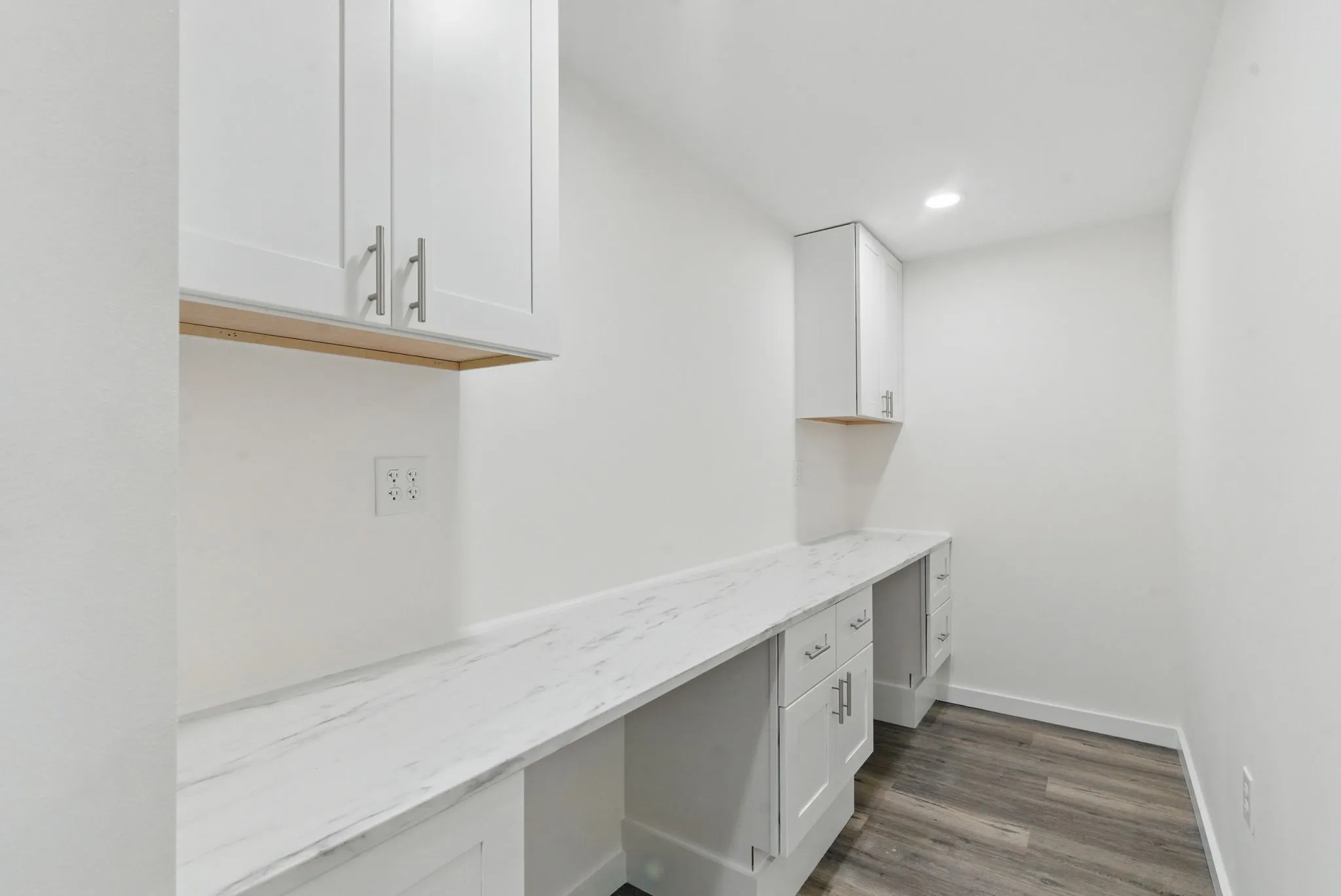 Industrial For Rent in Parker County , 120 W Scenic Trail 3, Weatherford, Texas 76088, 0, 0, Garage spaces, 0 Sqft, built in 2025, mls#21410315, Real Estate Agent in Weatherford, Homes For Rent in Parker county, Homes For Rent in Weatherford, Realtor in Weatherford Texas, Real Estate Brokerage Independent Realty Texas, Luminita Cordes Realtor
