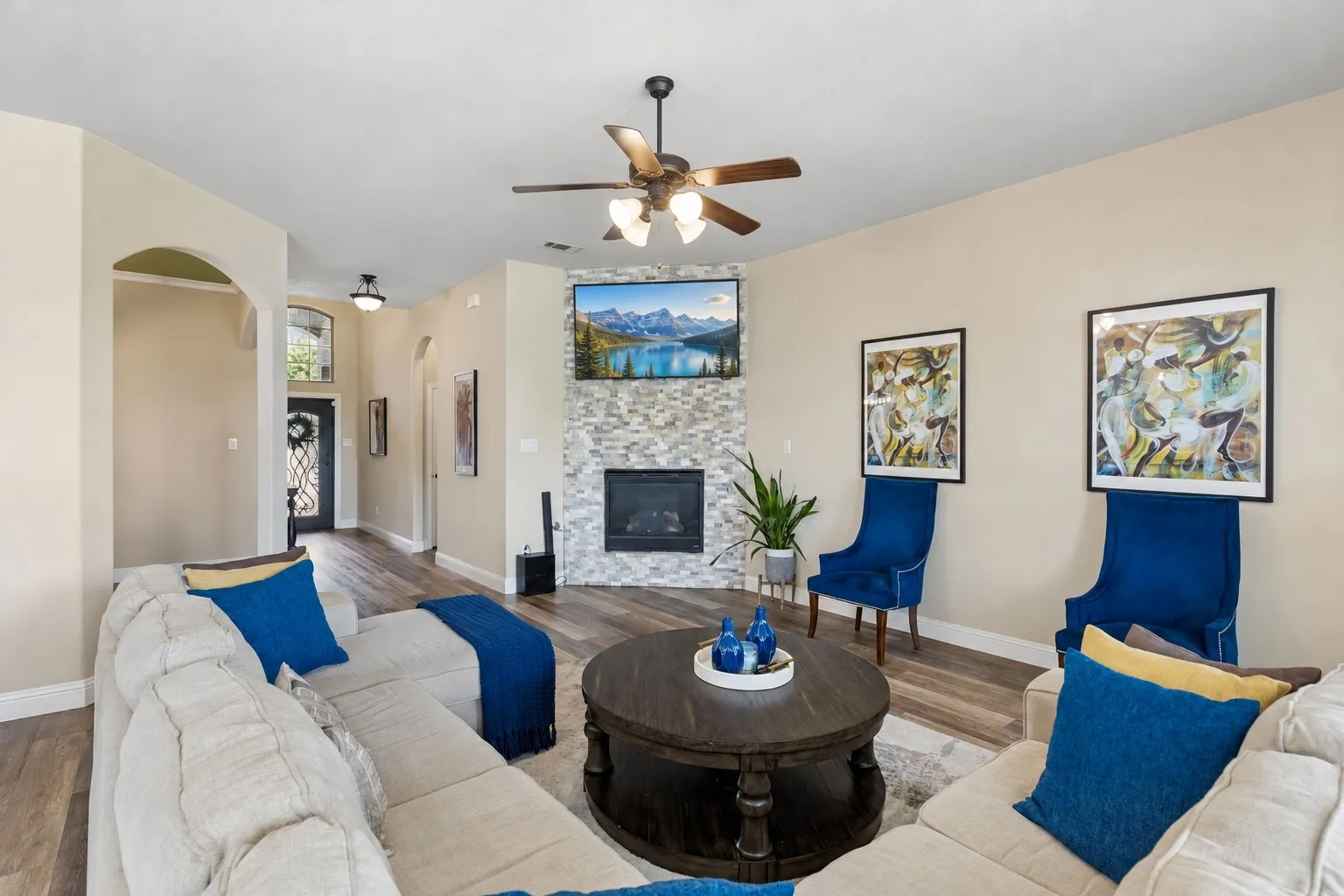 Single Family Residence For Sale in Collin County , 205 Covington Drive, Wylie, Texas 75098, 4 Bedroom, 2 Bathroom, 2 Garage spaces, 2,074 Sqft, built in 2017, mls#21409504, Real Estate Agent in Wylie, Homes For Sale in Collin county, Homes For Sale in Wylie, Realtor in Wylie Texas, Real Estate Brokerage Independent Realty Texas, Luminita Cordes Realtor
