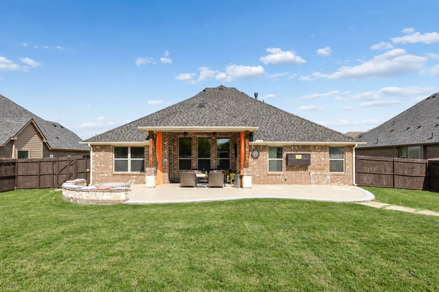 Single Family Residence For Sale in Collin County , 205 Covington Drive, Wylie, Texas 75098, 4 Bedroom, 2 Bathroom, 2 Garage spaces, 2,074 Sqft, built in 2017, mls#21409504, Real Estate Agent in Wylie, Homes For Sale in Collin county, Homes For Sale in Wylie, Realtor in Wylie Texas, Real Estate Brokerage Independent Realty Texas, Luminita Cordes Realtor