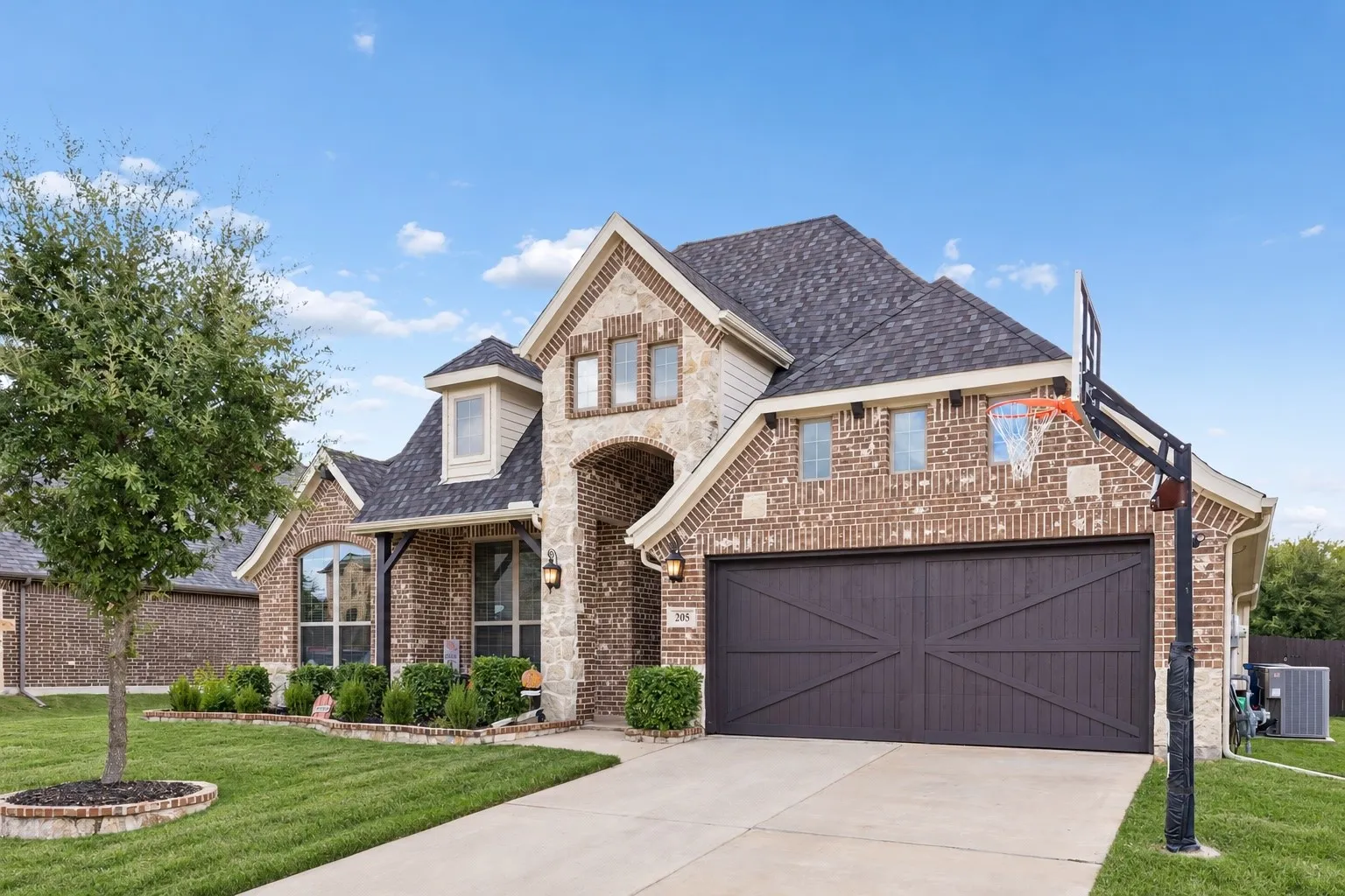 Single Family Residence For Sale