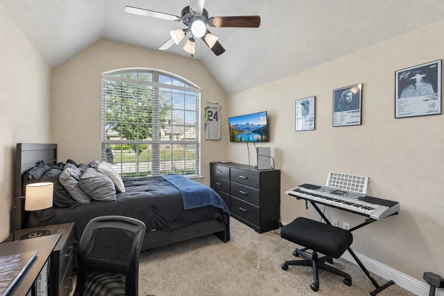 Single Family Residence For Sale in Collin County , 205 Covington Drive, Wylie, Texas 75098, 4 Bedroom, 2 Bathroom, 2 Garage spaces, 2,074 Sqft, built in 2017, mls#21409504, Real Estate Agent in Wylie, Homes For Sale in Collin county, Homes For Sale in Wylie, Realtor in Wylie Texas, Real Estate Brokerage Independent Realty Texas, Luminita Cordes Realtor