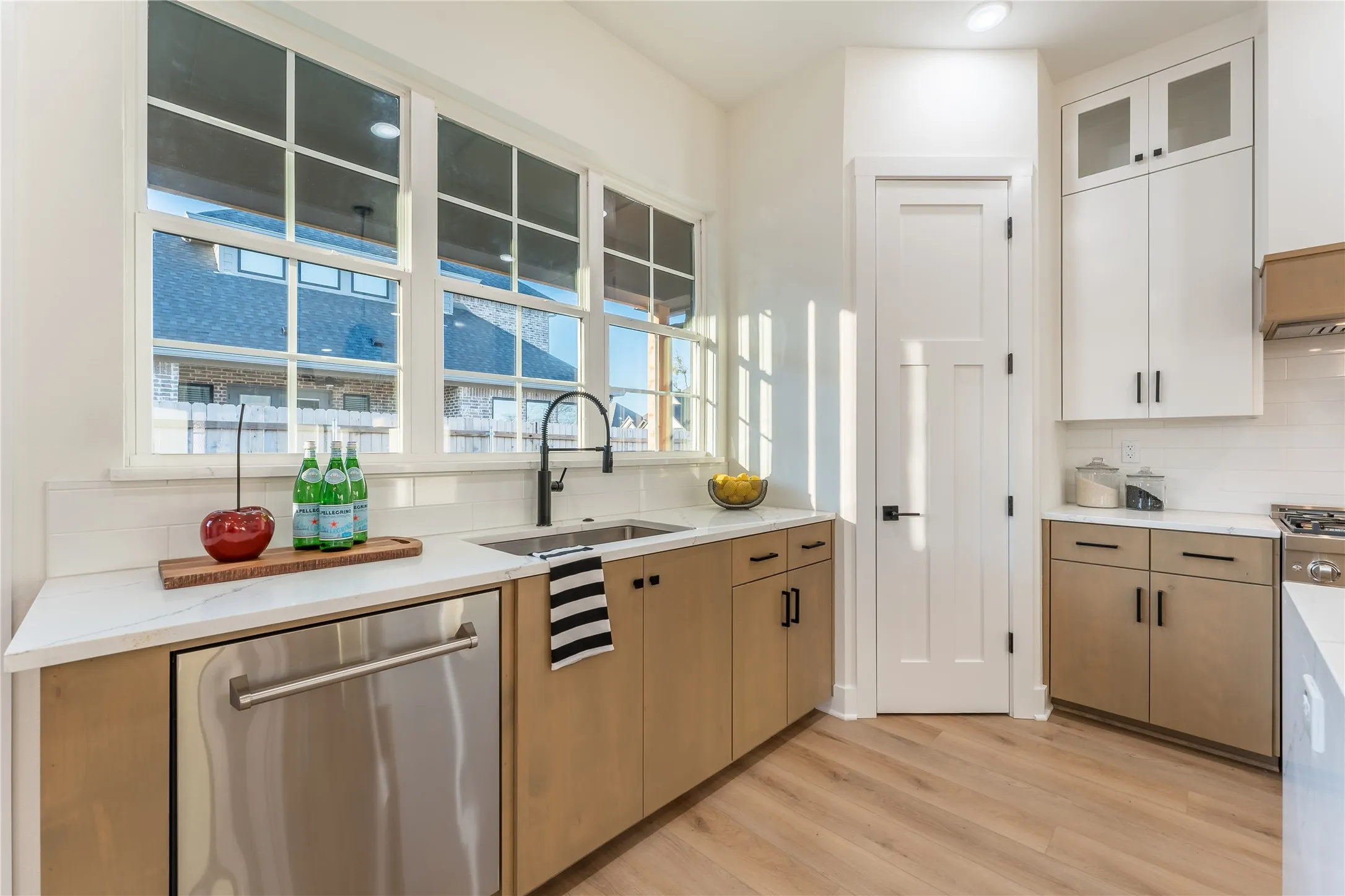 Single Family Residence For Sale in Mc Lennan County , 13019 Rainier Drive, Woodway, Texas 76712, 5 Bedroom, 3 Bathroom, 2 Garage spaces, 3,070 Sqft, built in 2024, mls#21362778, Real Estate Agent in Woodway, Homes For Sale in Mc Lennan county, Homes For Sale in Woodway, Realtor in Woodway Texas, Real Estate Brokerage Independent Realty Texas, Luminita Cordes Realtor