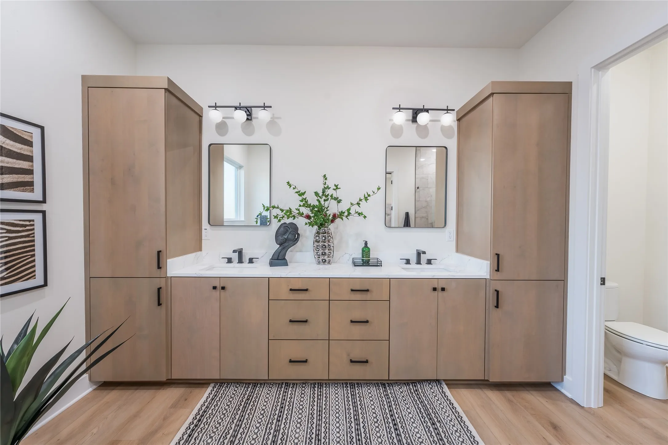 Single Family Residence For Sale in Mc Lennan County , 13019 Rainier Drive, Woodway, Texas 76712, 5 Bedroom, 3 Bathroom, 2 Garage spaces, 3,070 Sqft, built in 2024, mls#21362778, Real Estate Agent in Woodway, Homes For Sale in Mc Lennan county, Homes For Sale in Woodway, Realtor in Woodway Texas, Real Estate Brokerage Independent Realty Texas, Luminita Cordes Realtor